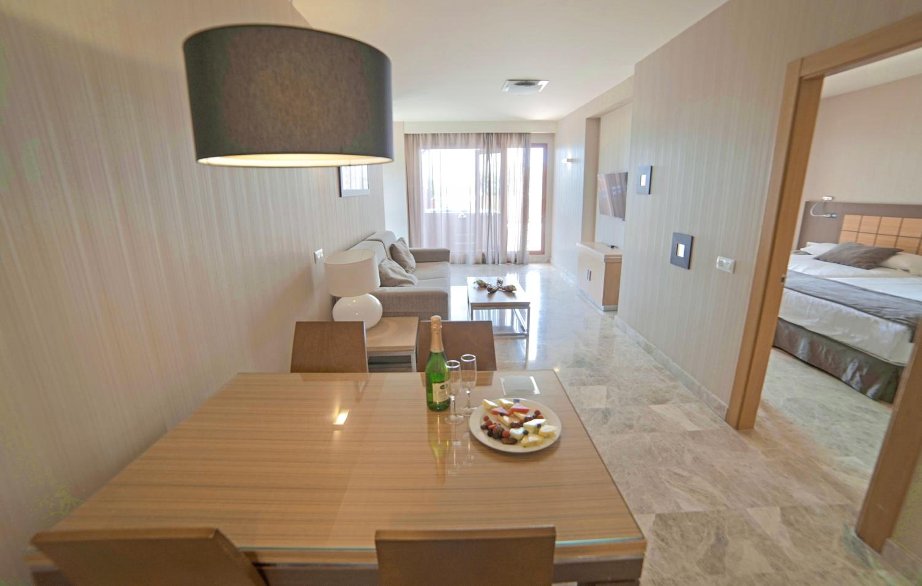 Junior Suite Side Sea View photo 2