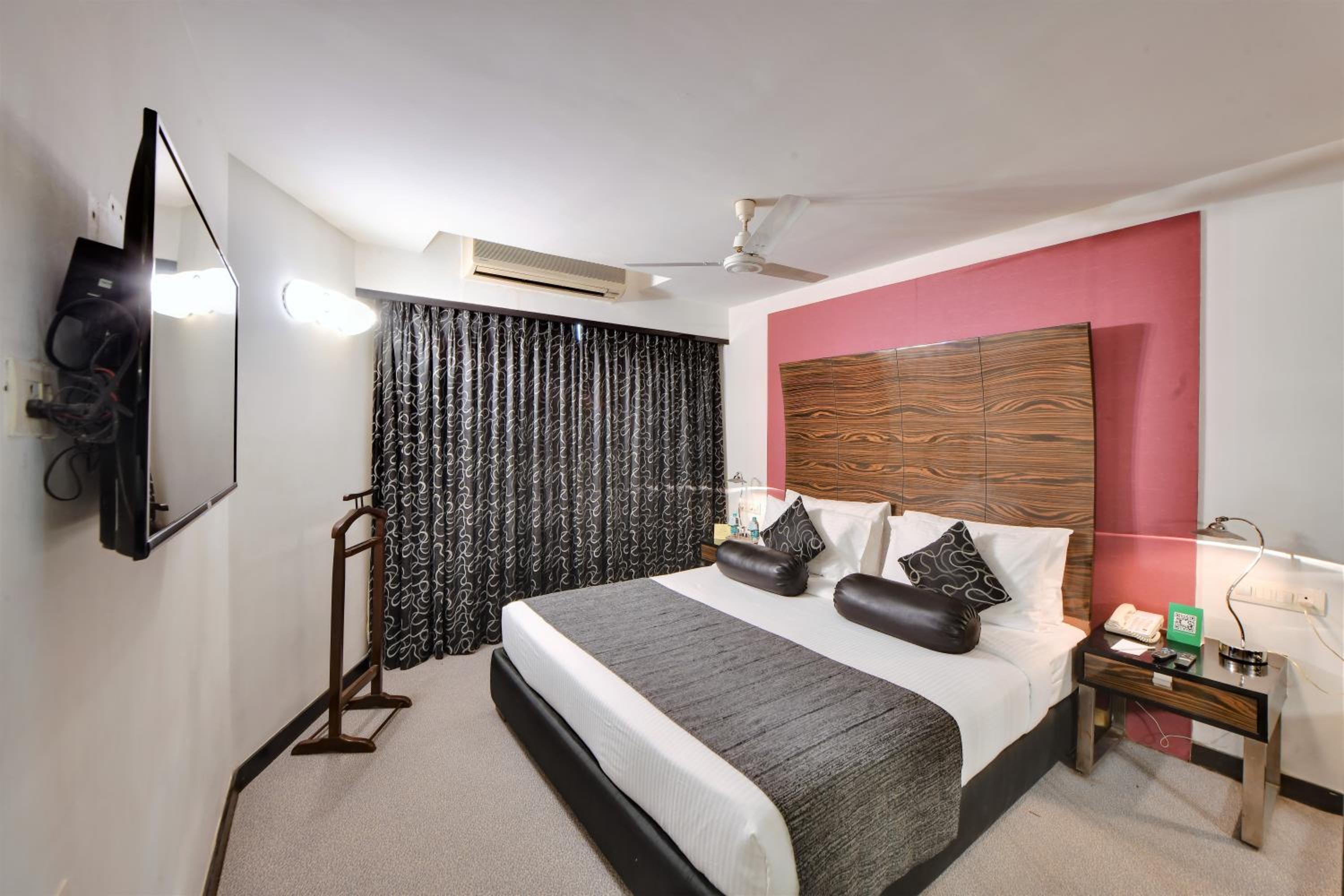 Hazel Suite - Photo 4