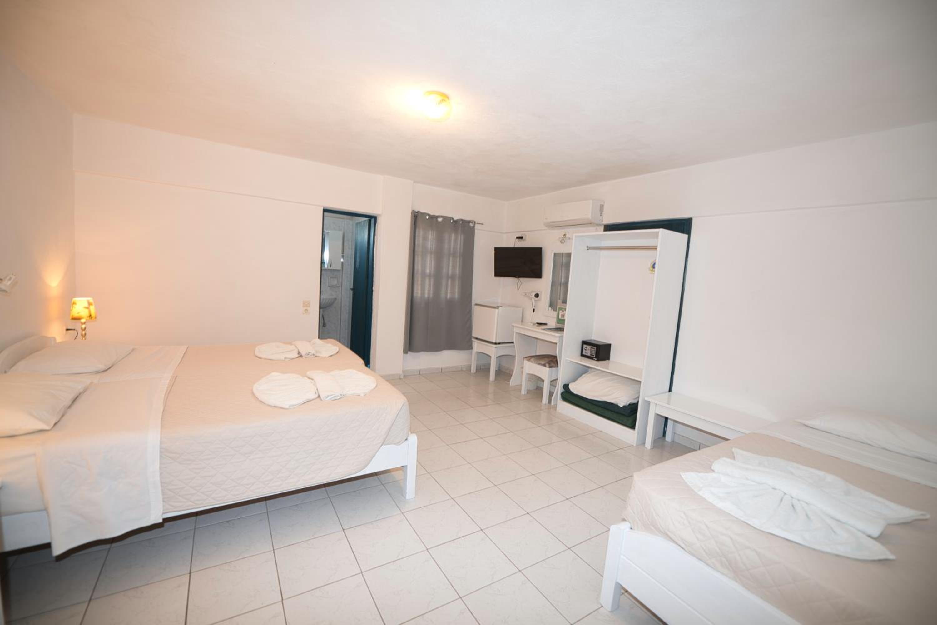 Triple Room - Photo 4