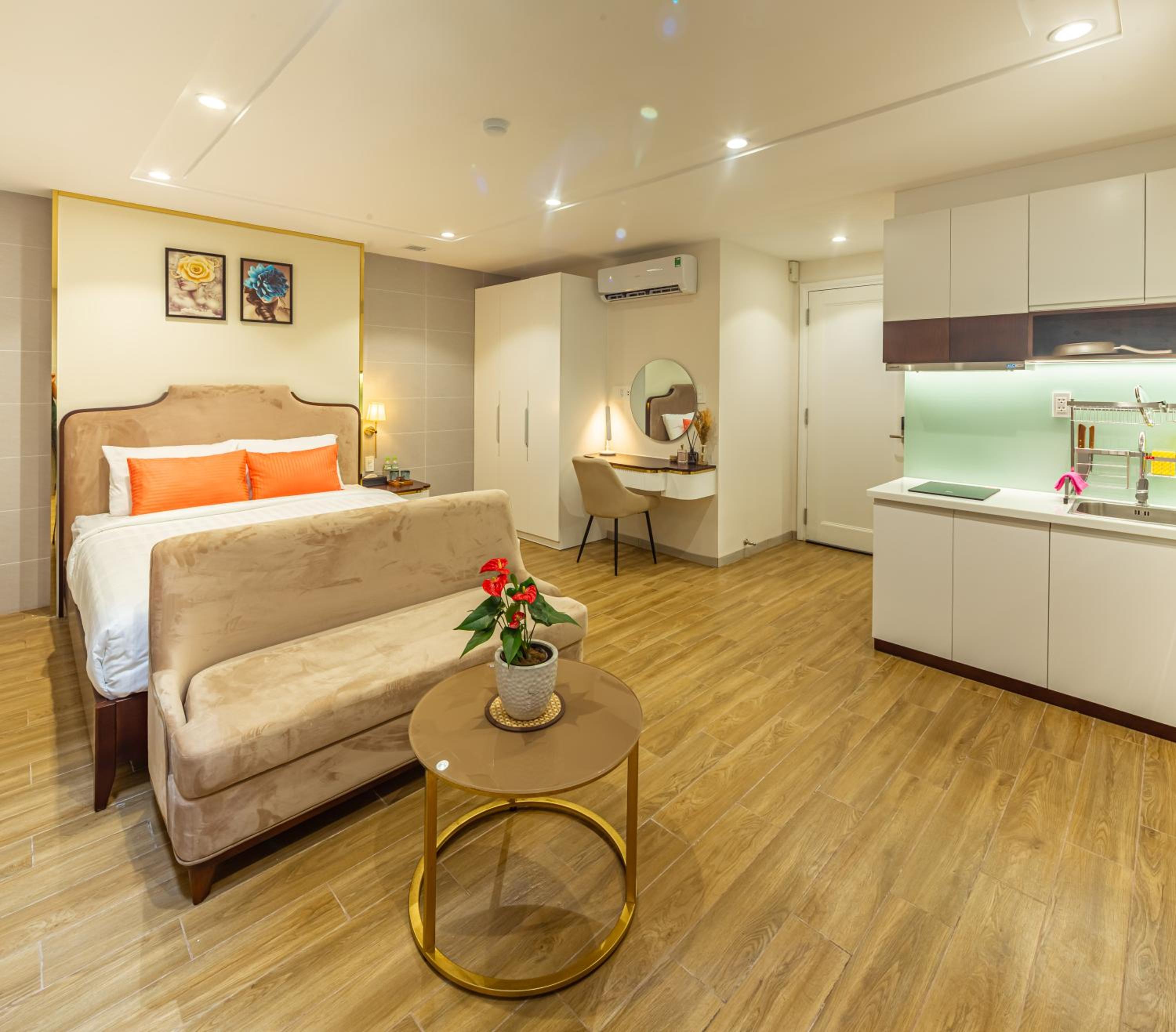 Studio with Sofa Bed - Basement