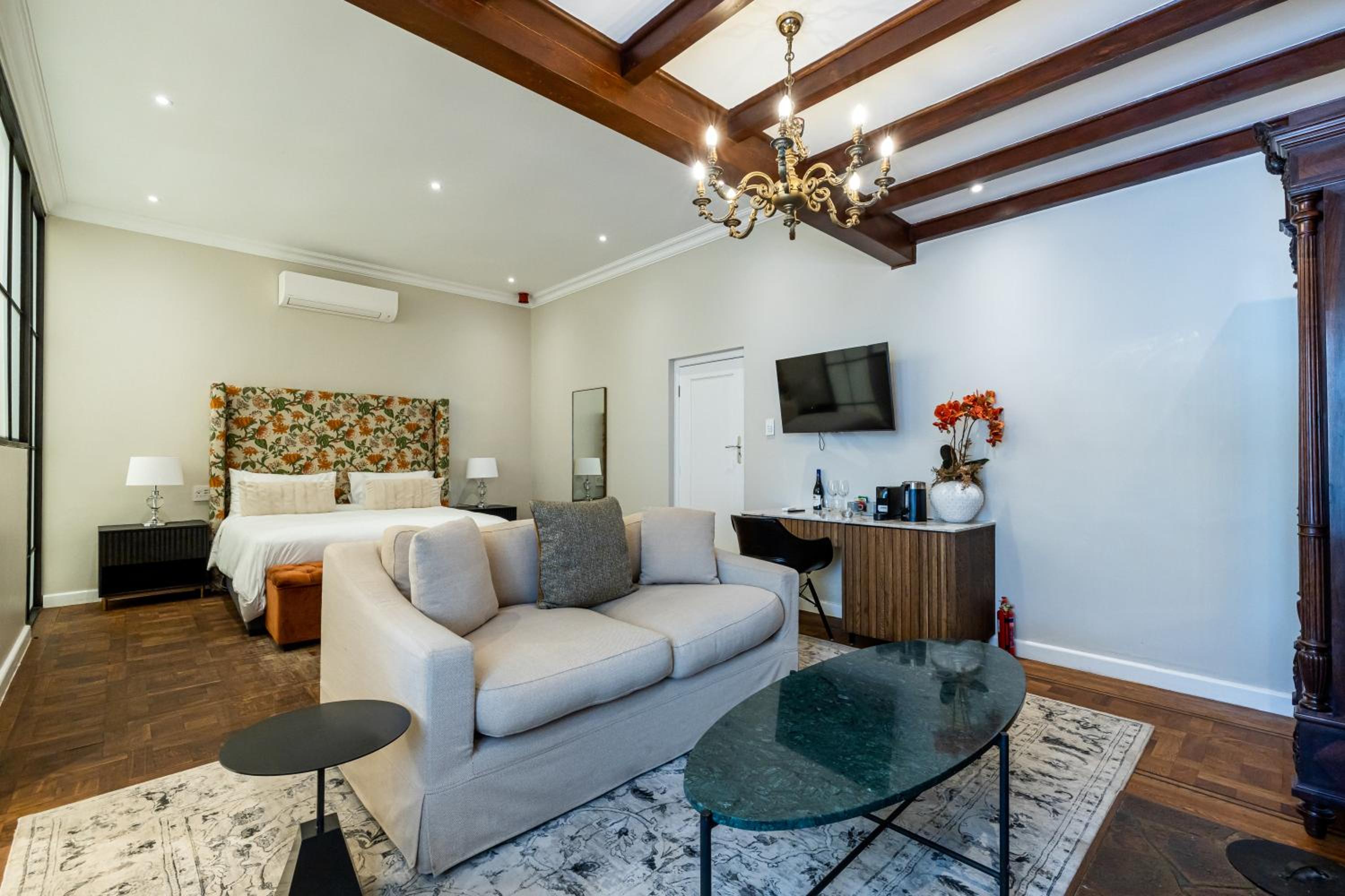 Villa Deluxe Room