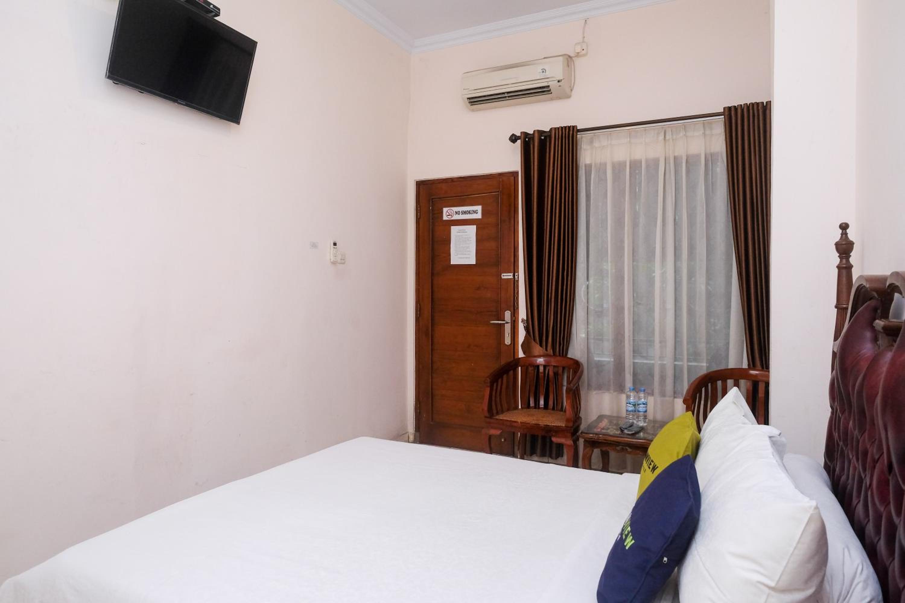 Deluxe Double Room - Photo 18