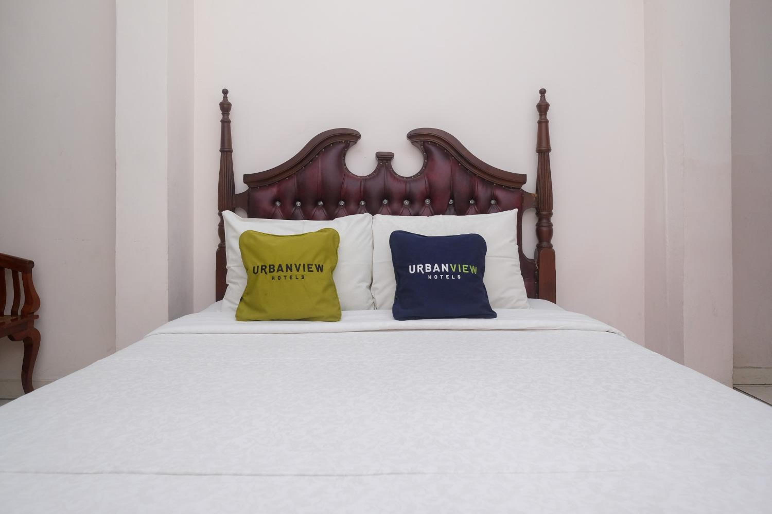 Deluxe Double Room - Photo 14
