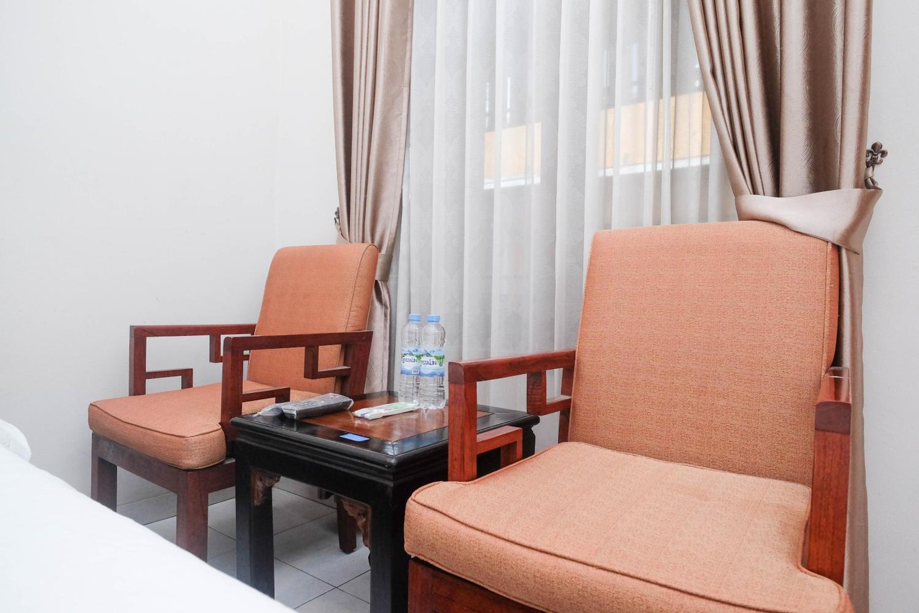 Delxue Twin Room - Photo 8