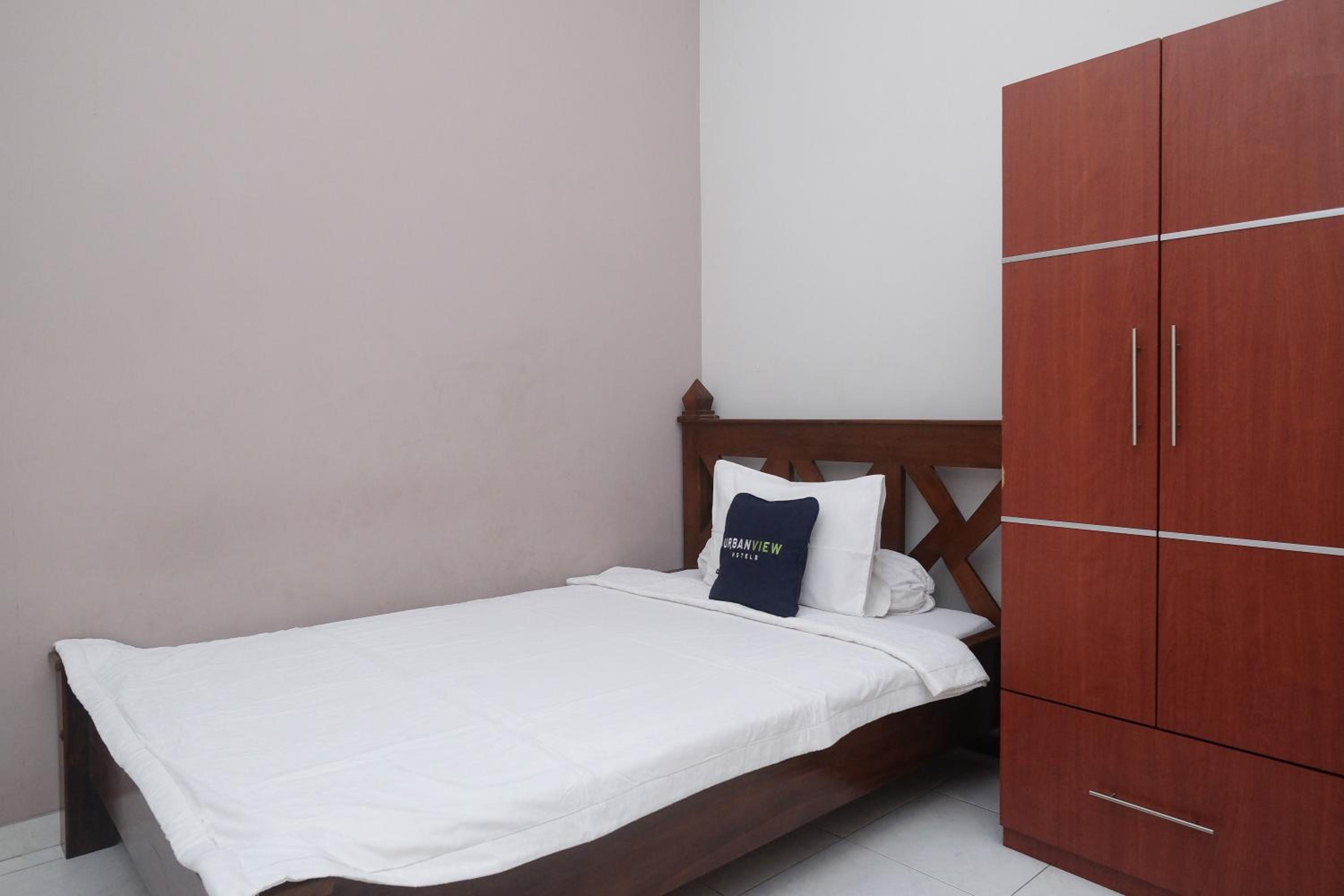 Delxue Twin Room - Photo 11