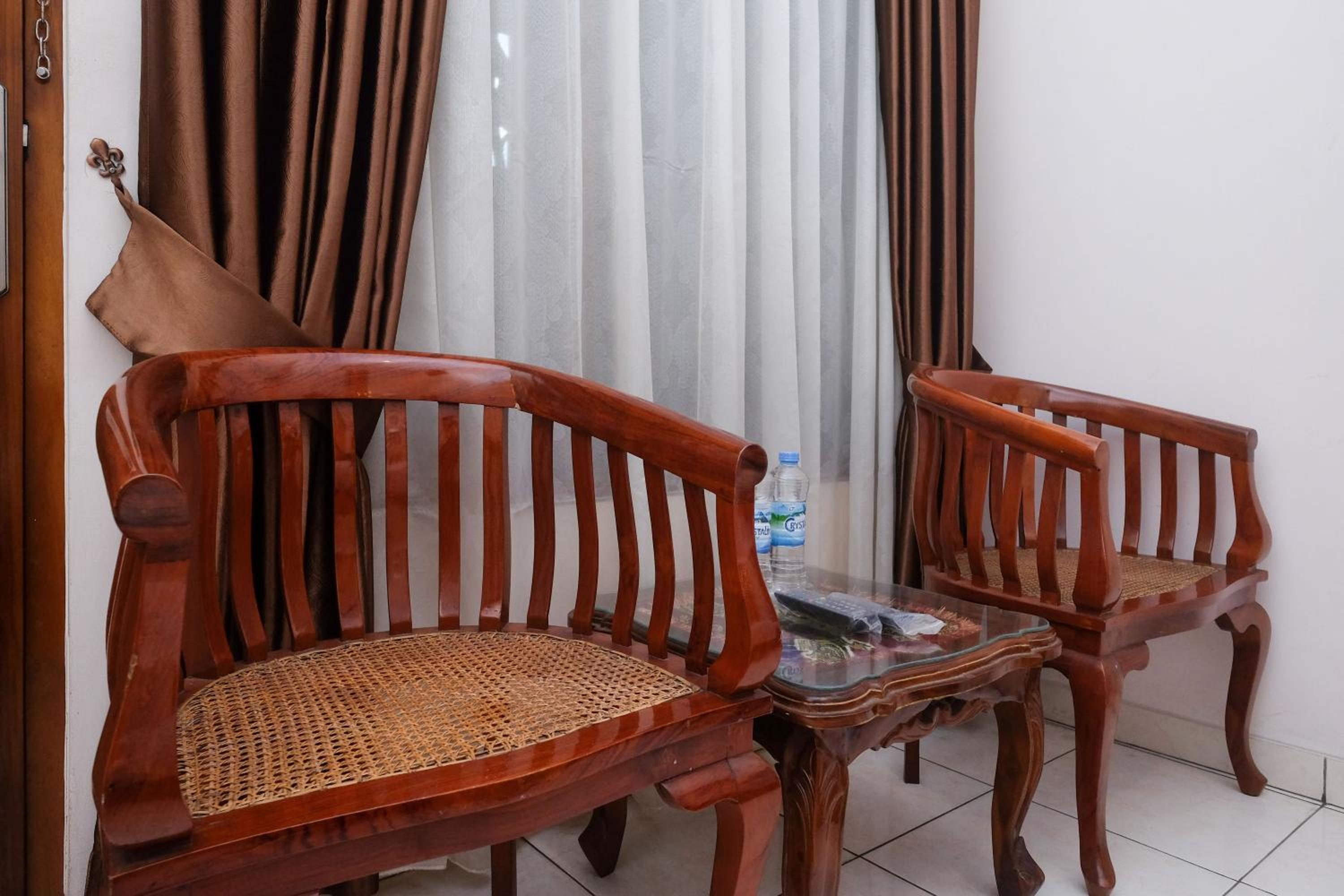 Deluxe Double Room - Photo 8