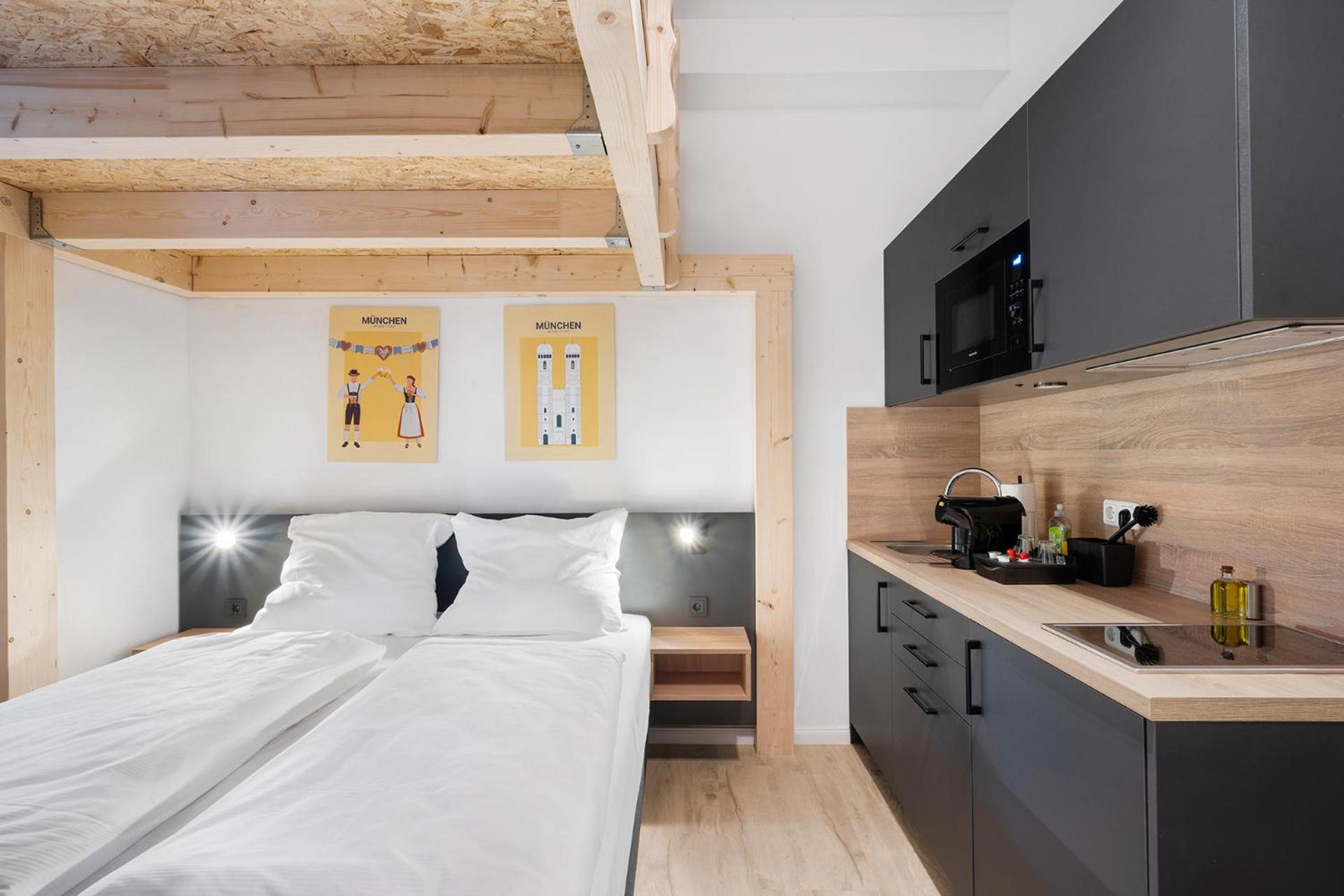 Deluxe Apartment