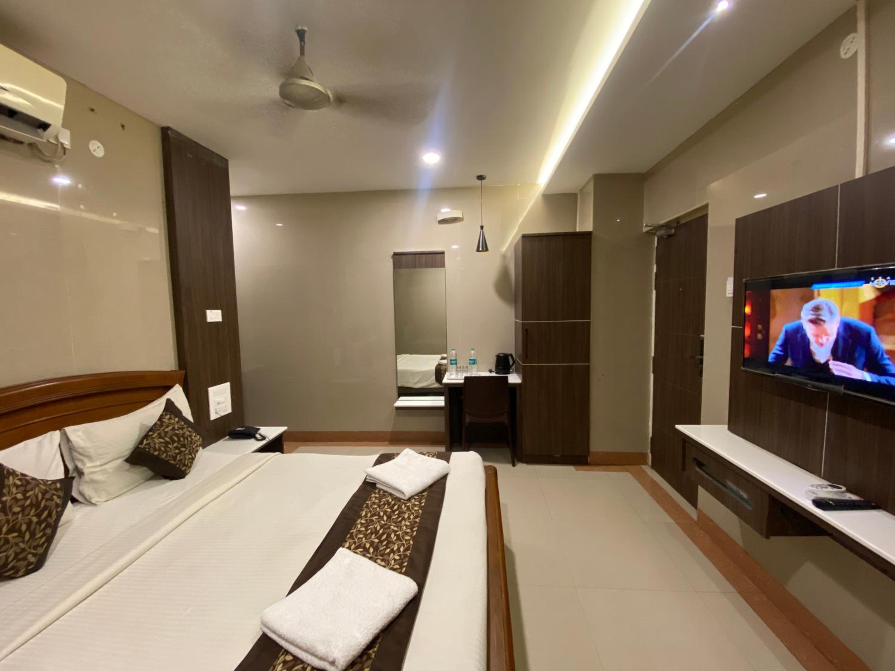 Deluxe Double Room photo 2
