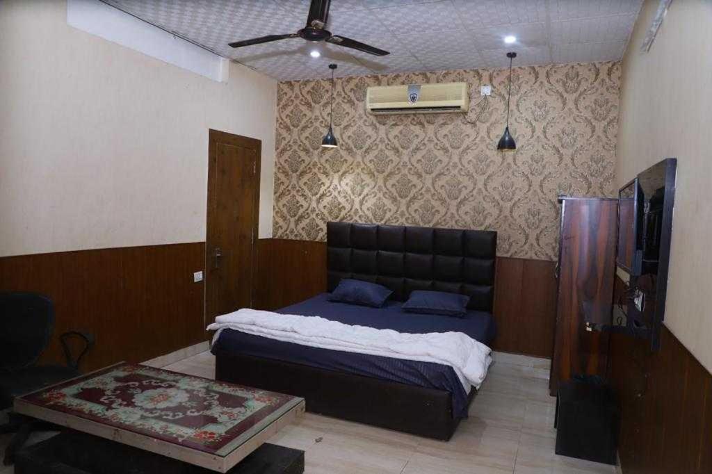 Classic Triple Room photo 3