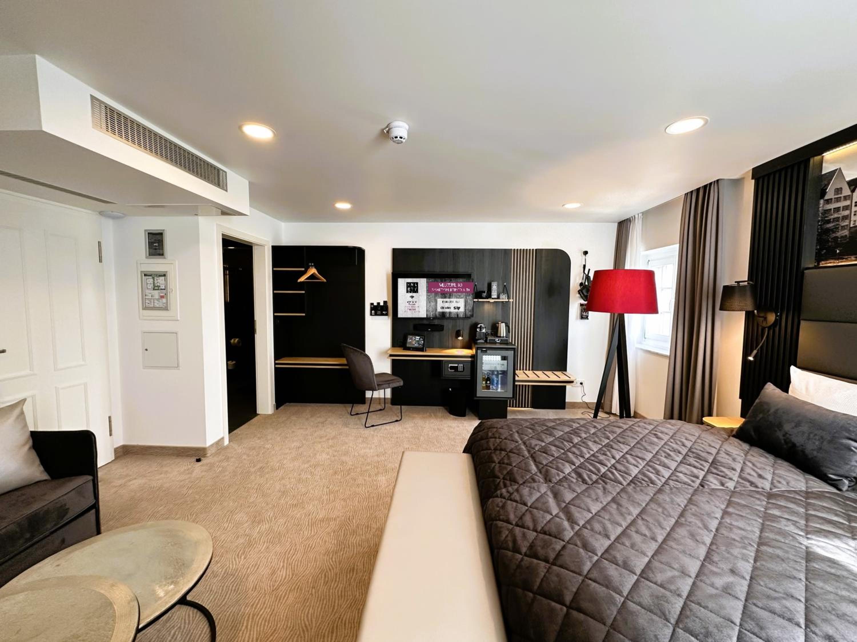 Junior Suite with River View - Photo 29