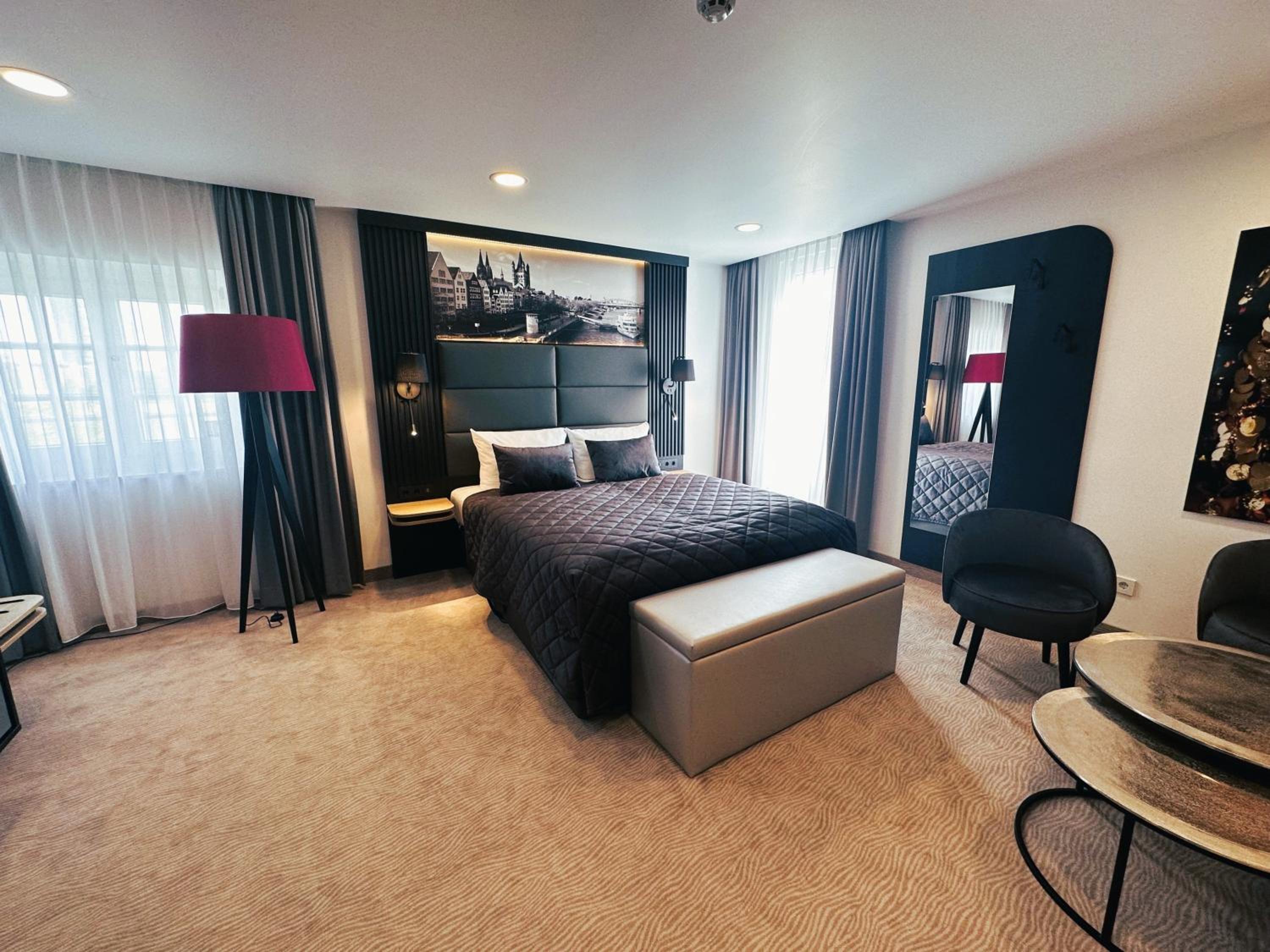 Junior Suite with River View - Photo 30