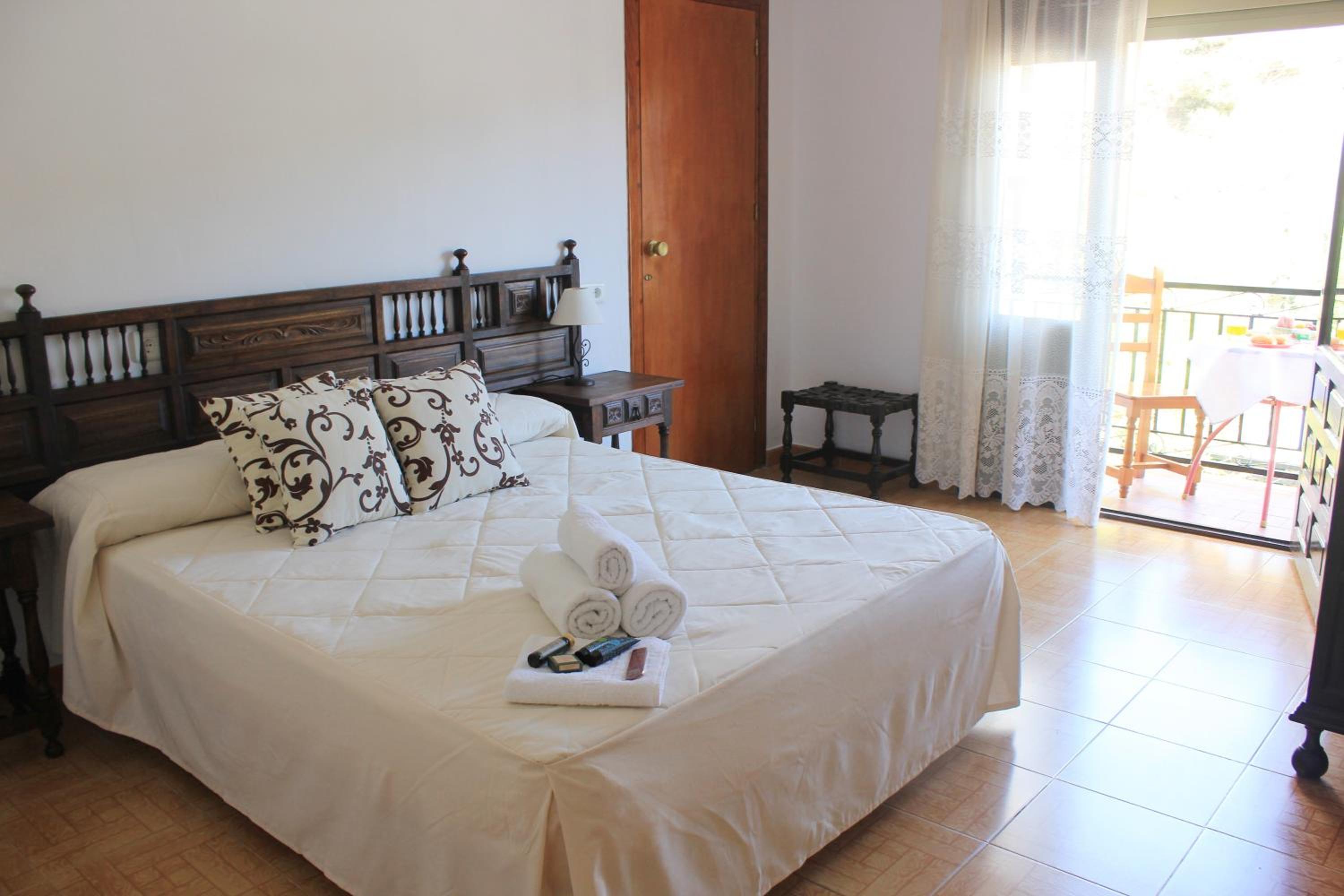 Habitación Doble Estándar con Baño Compartido