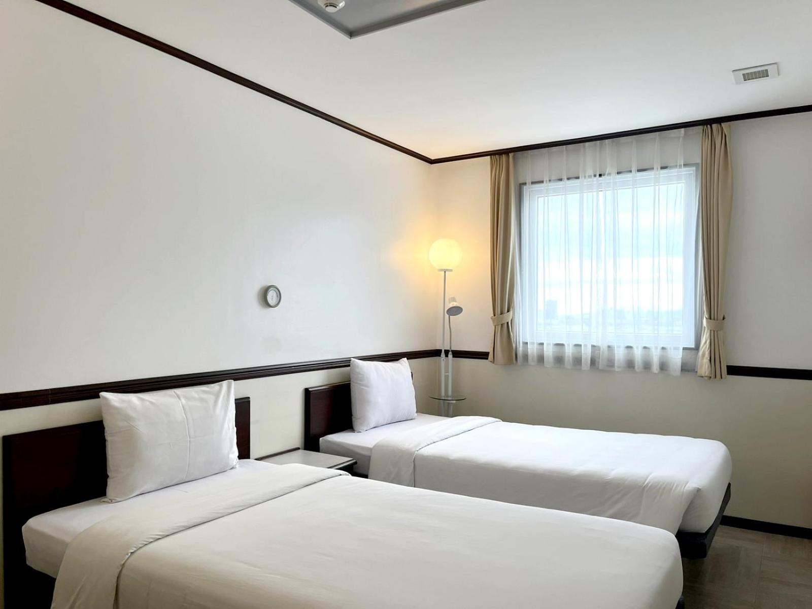 Standard Twin Room - Non-Smoking photo 3