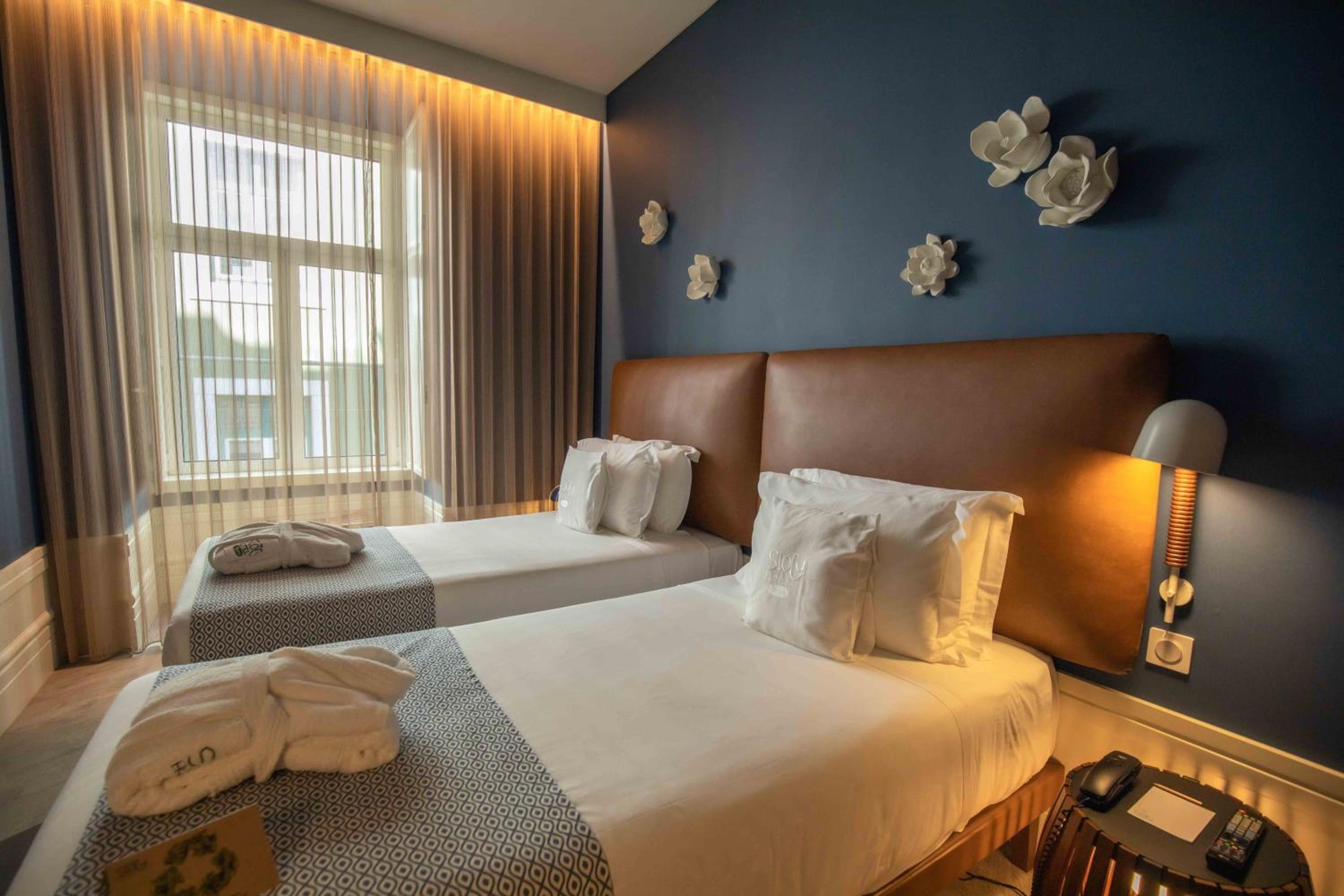 Twin Room - Photo 1