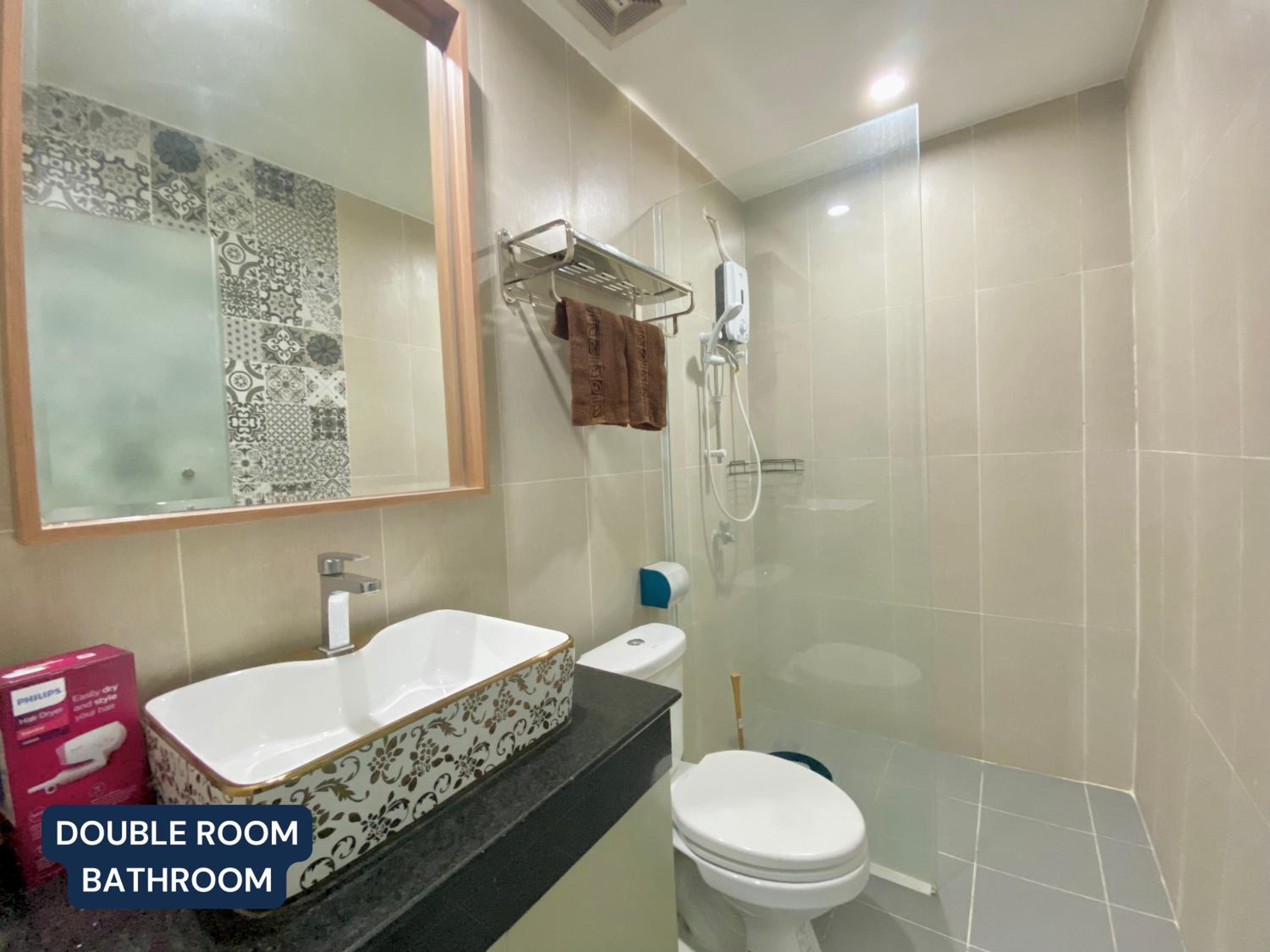 Double Room - Photo 6