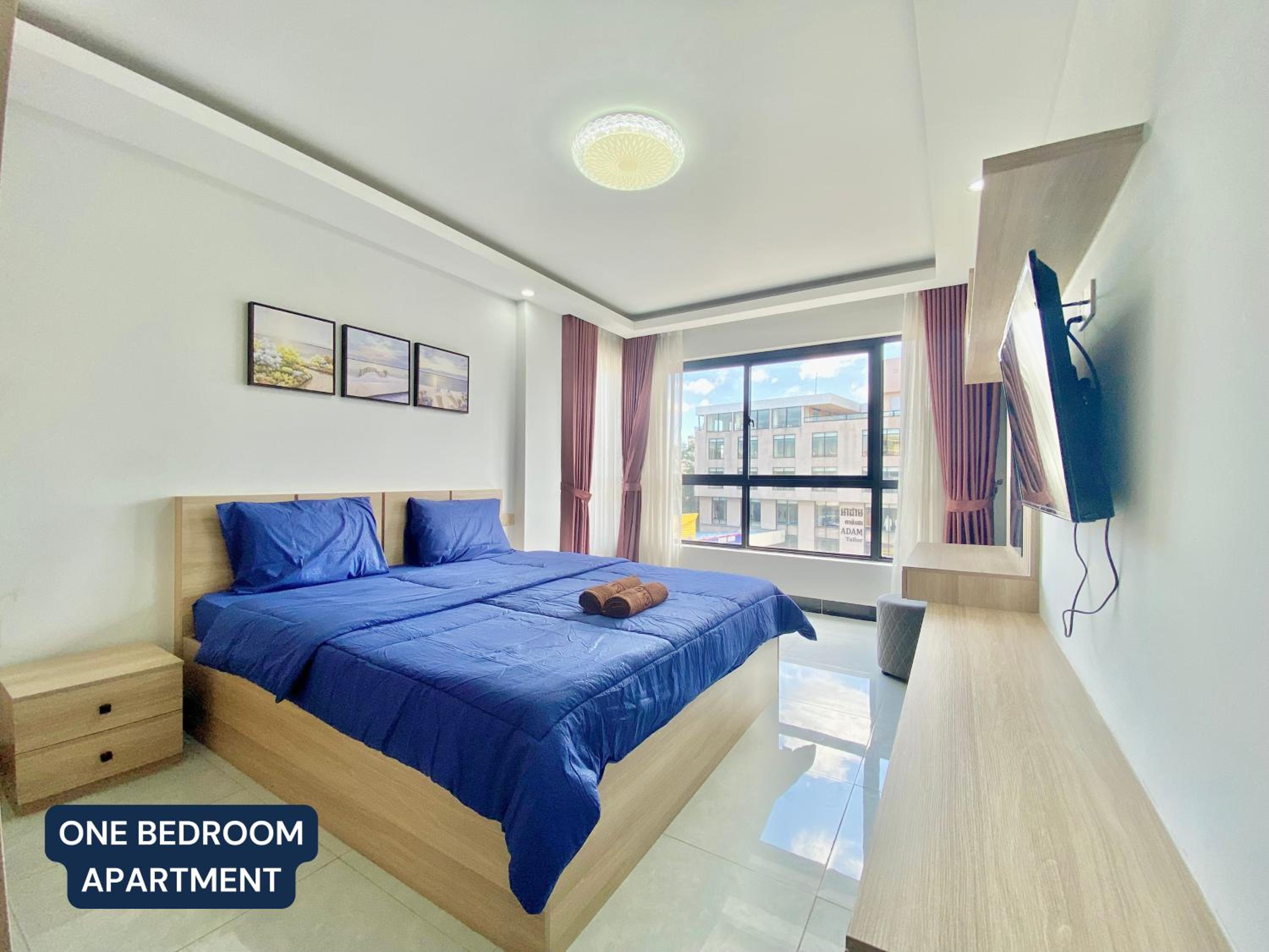 One-Bedroom Apartment - Photo 2