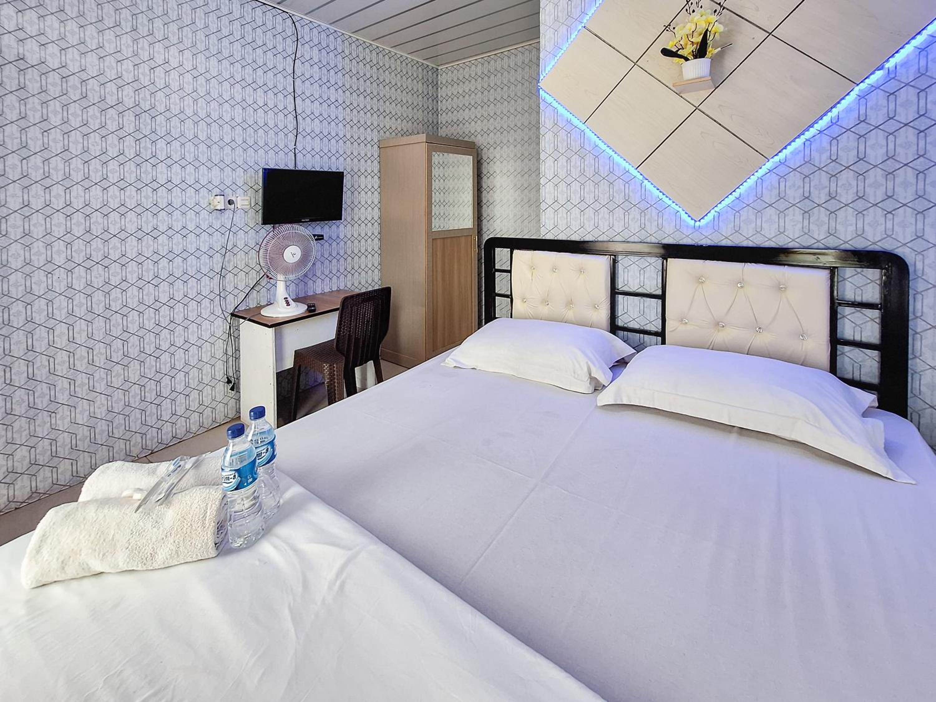Standard Double Room - Photo 1