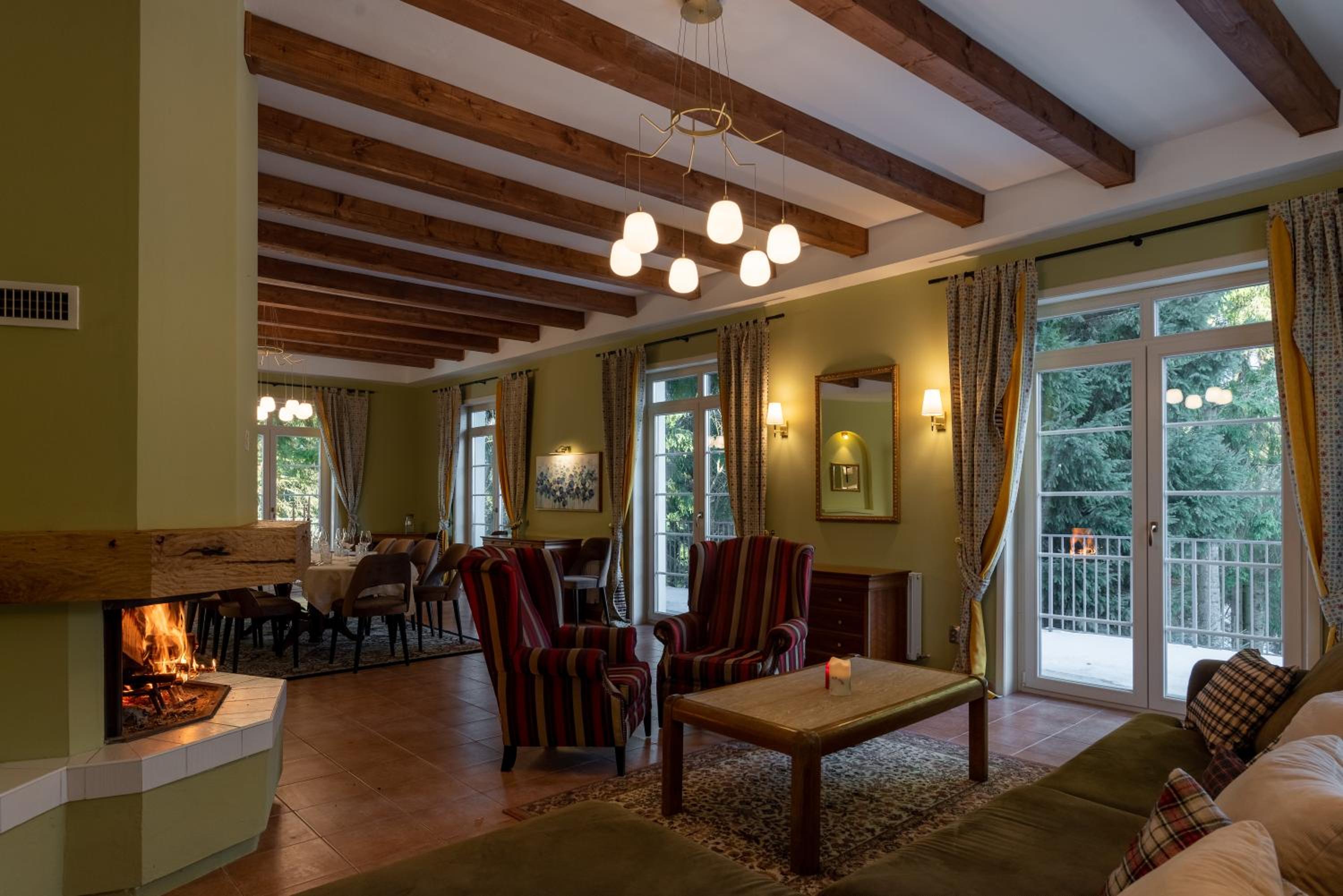 Villa photo 3