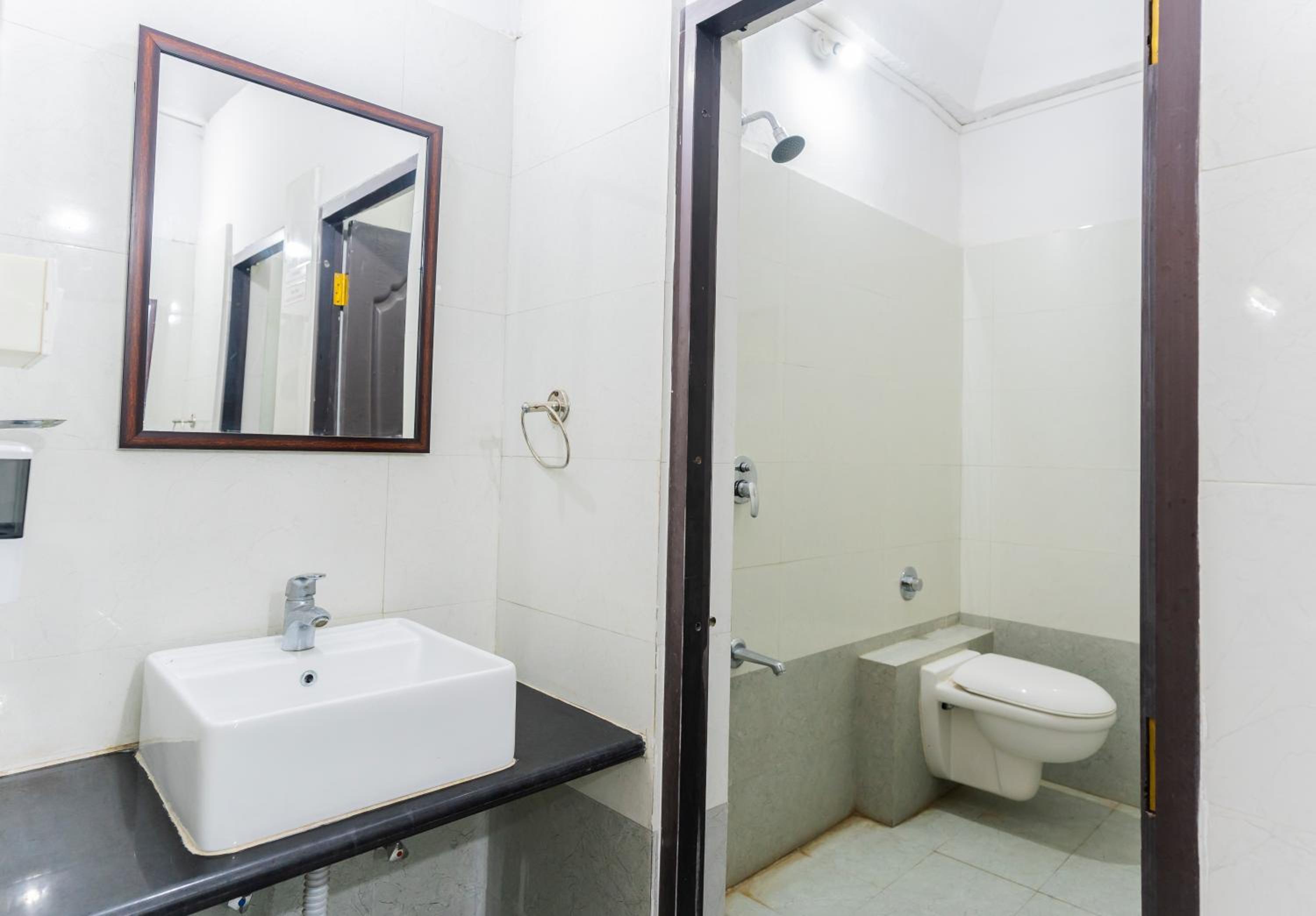 Quadruple Room - Photo 10