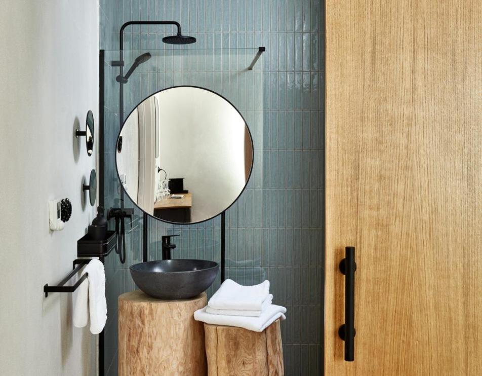Deluxe Double Room with Shower photo 3