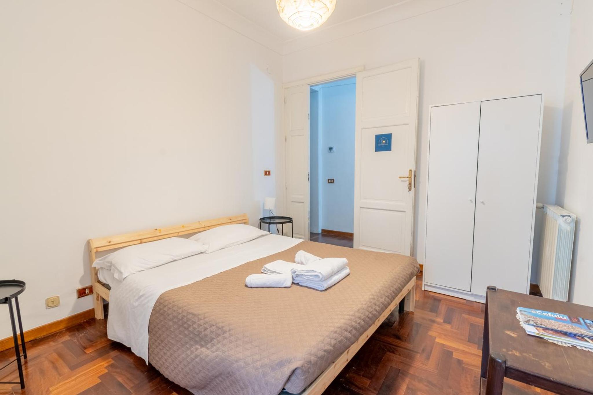 Double Room with Private External Bathroom