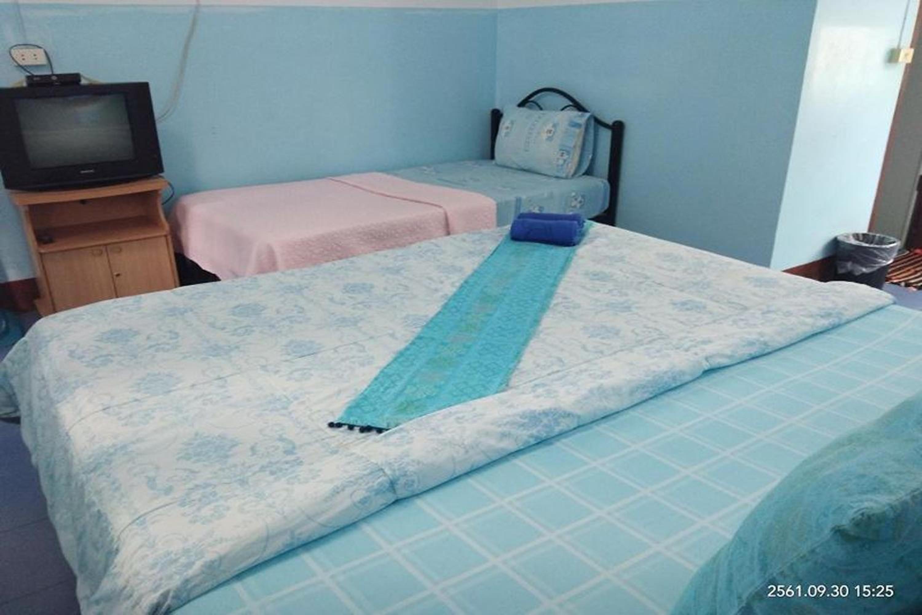 Budget Triple Room - Photo 1