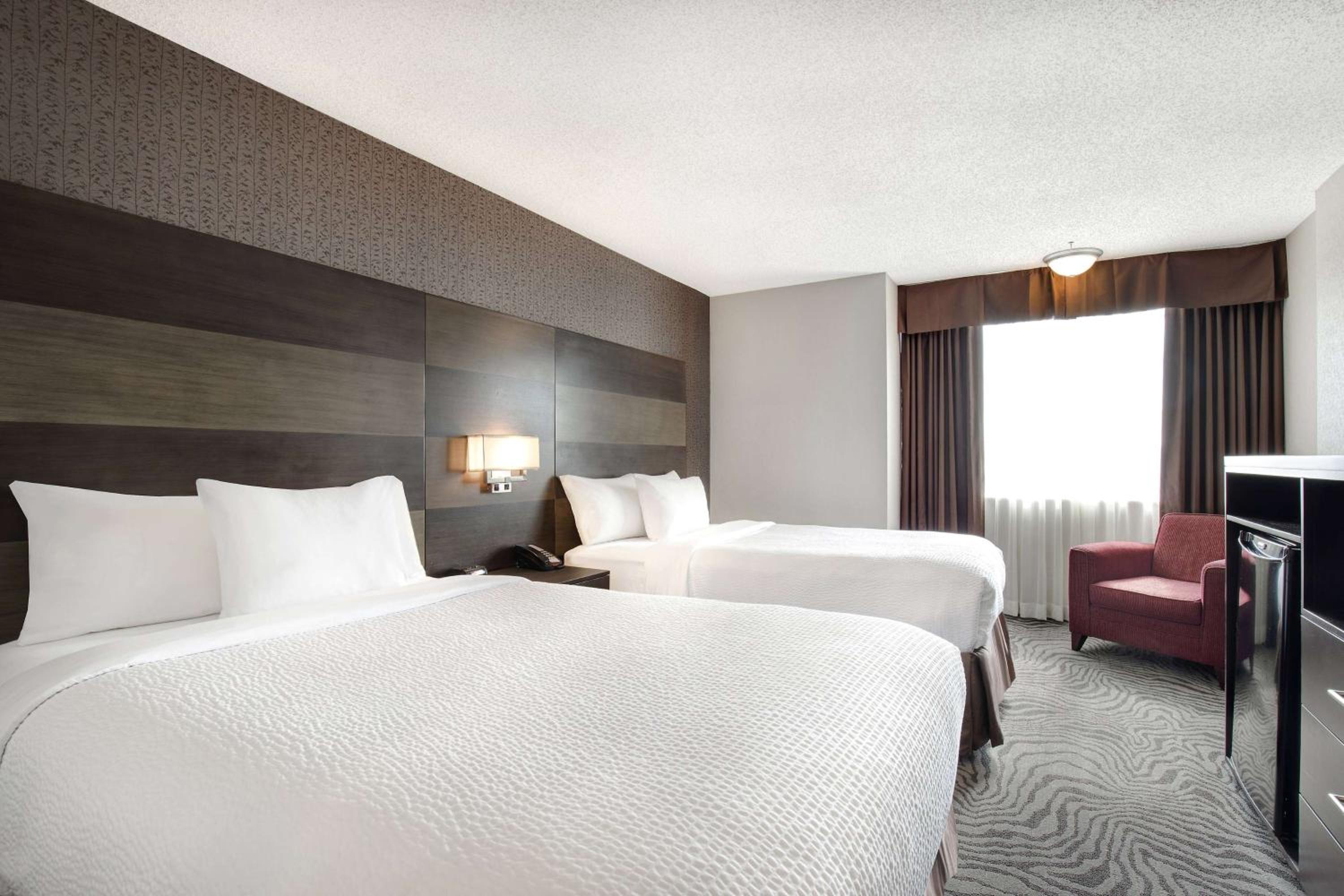 Double Room with Two Double Beds - Non-Smoking - Photo 1