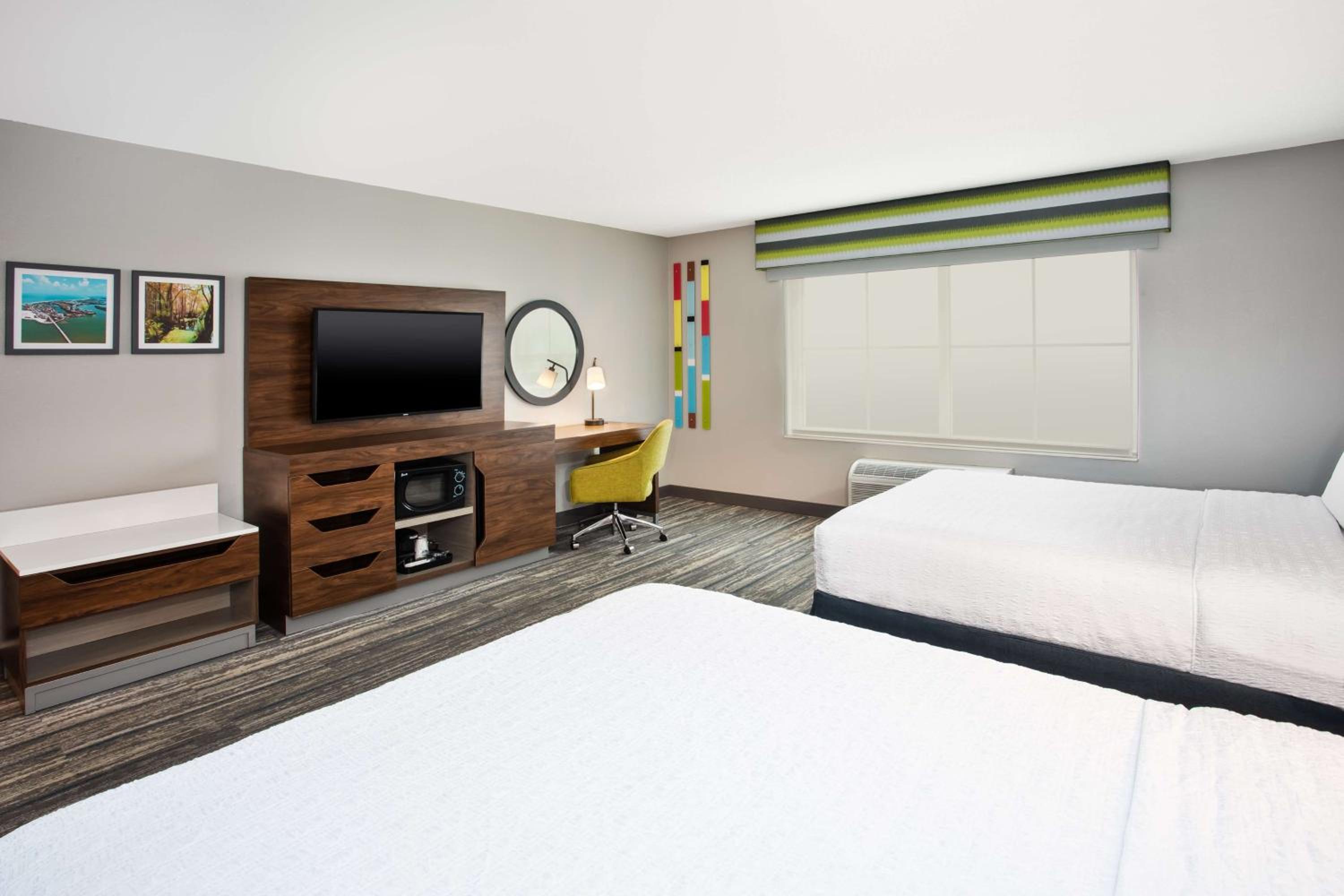 Queen Room with Two Queen Beds - Mobility and Hearing Access/Non-Smoking - Photo 1