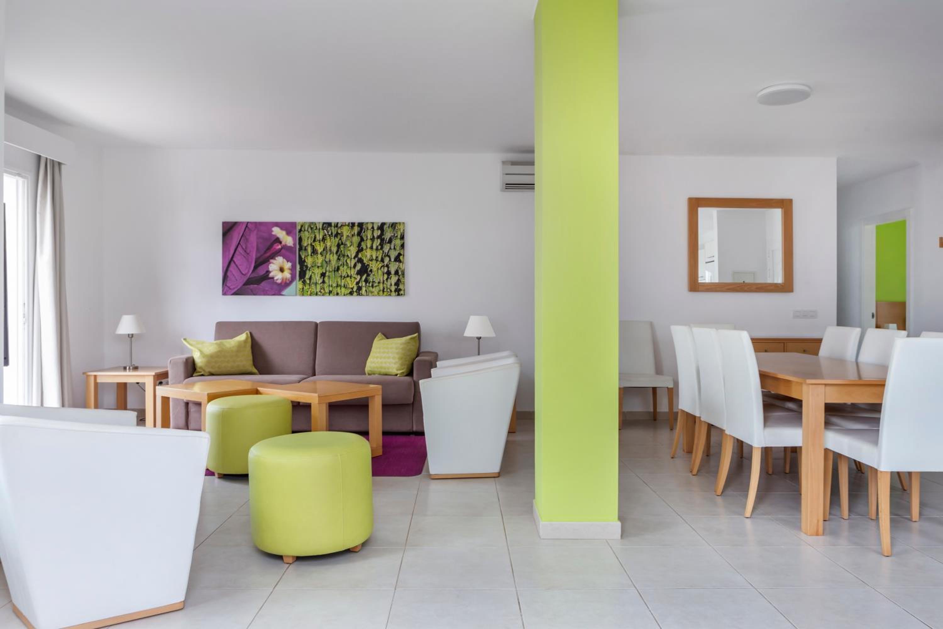 Villa de Tres Habitaciones