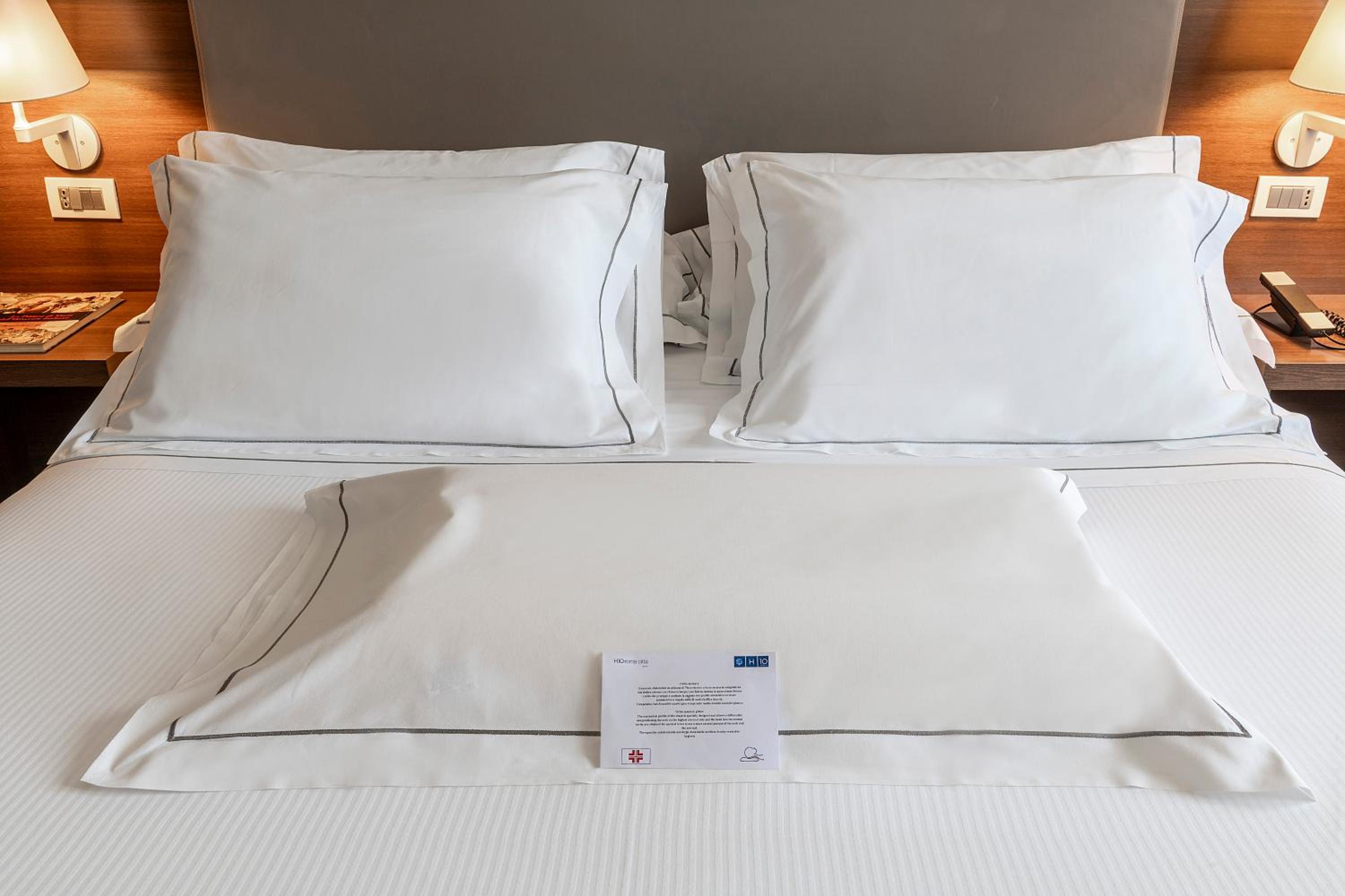 Premium Double or Twin Room with City View