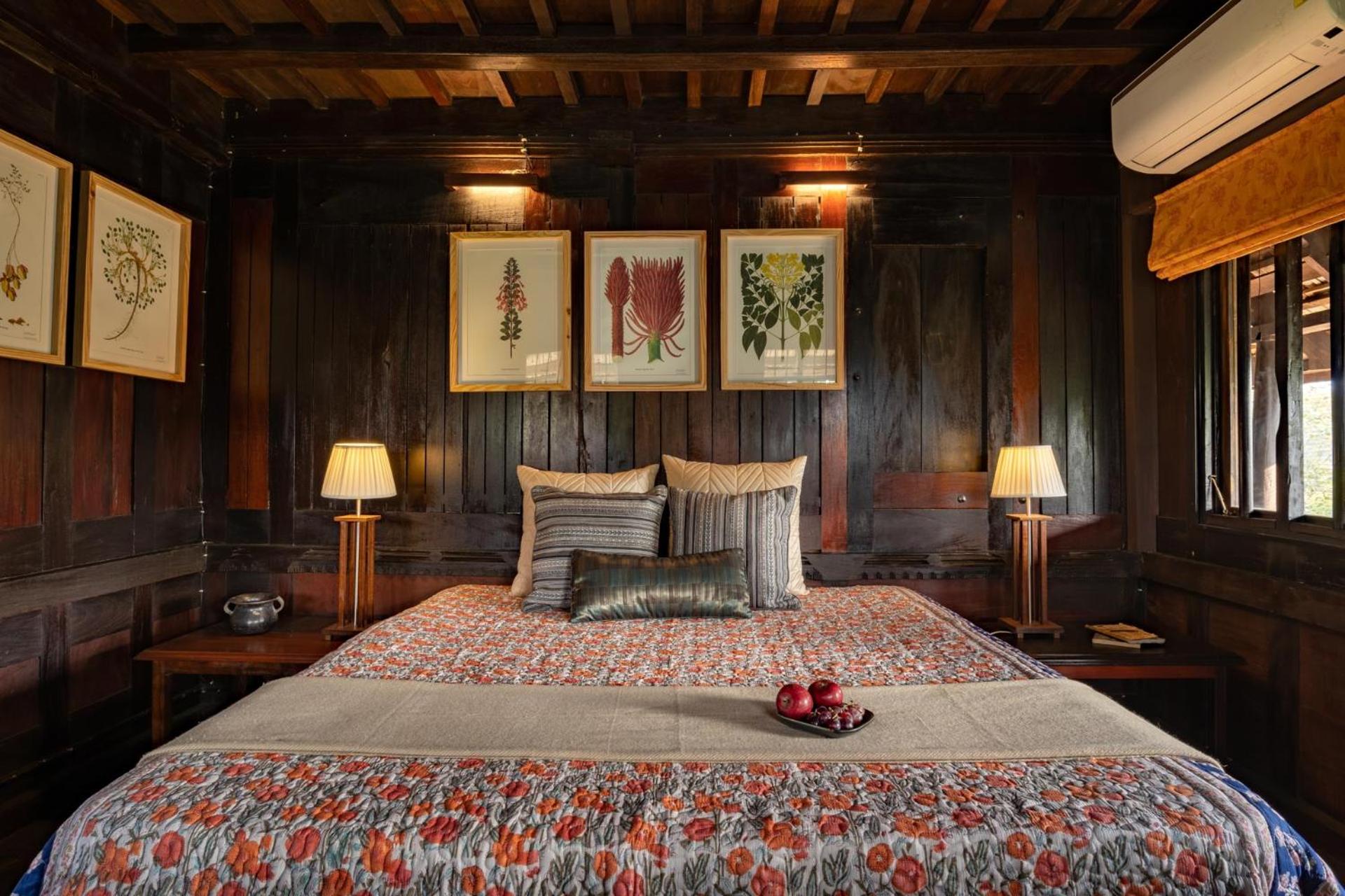 Villa photo 2