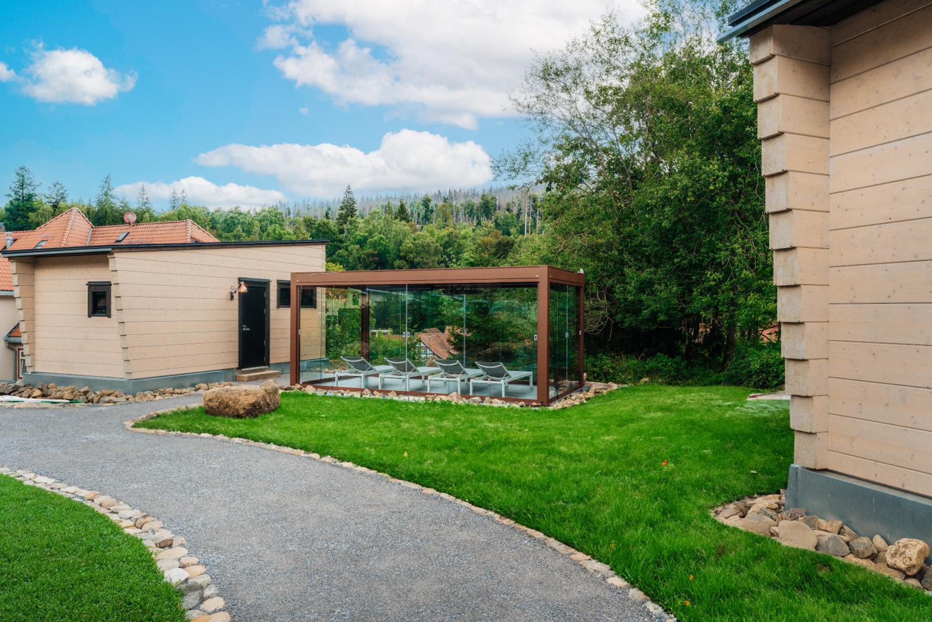 Bungalow with Patio - Photo 4