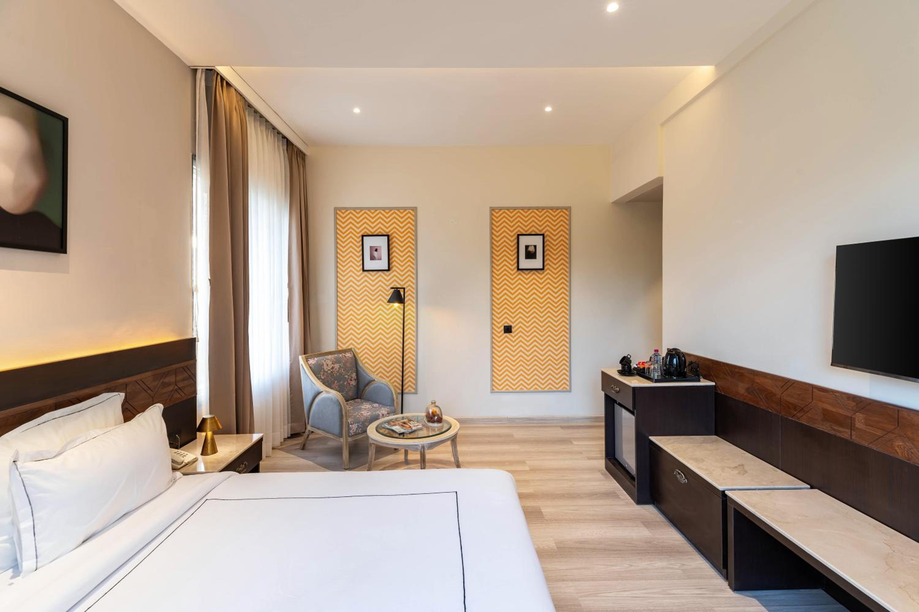 Deluxe Double Room photo 2