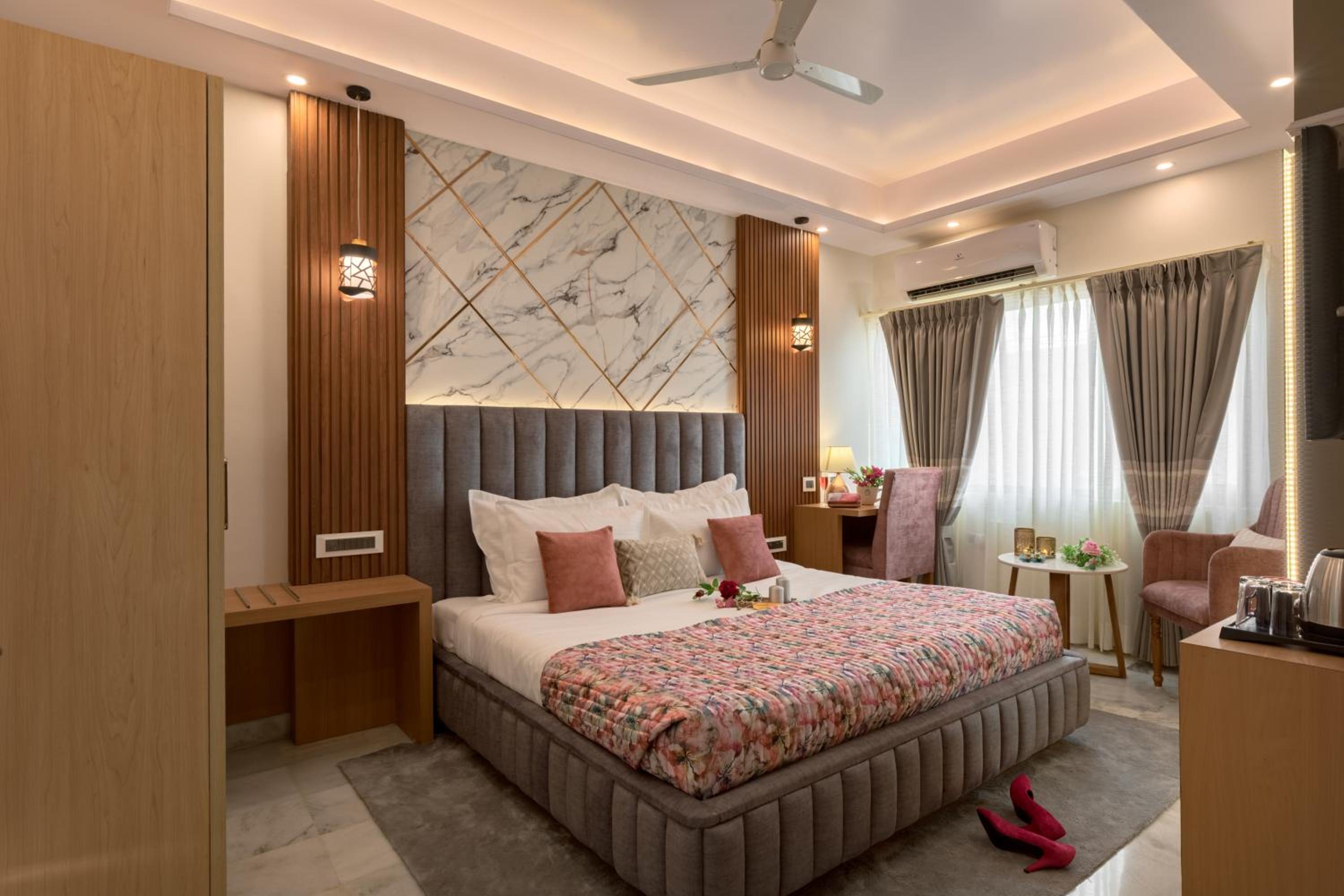 Premium Room with European Style Décor and City View: Enjoy 10% off on - F&B, Spa, car Hire, Complimentary Welcome Drink & Hi-Tea, Candlelight Dinner & Room Decoration Available  - Photo 20