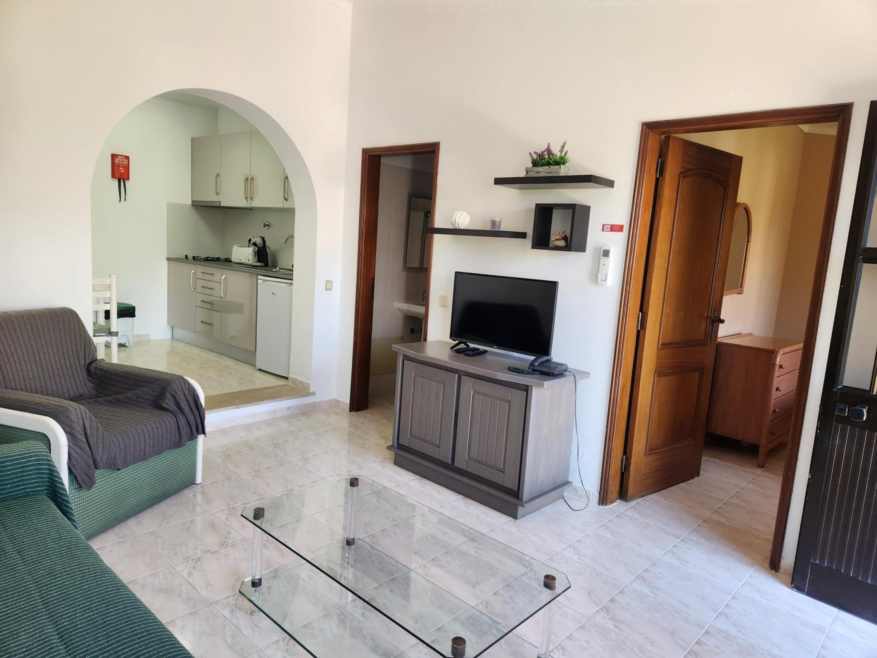 Apartment with Garden View