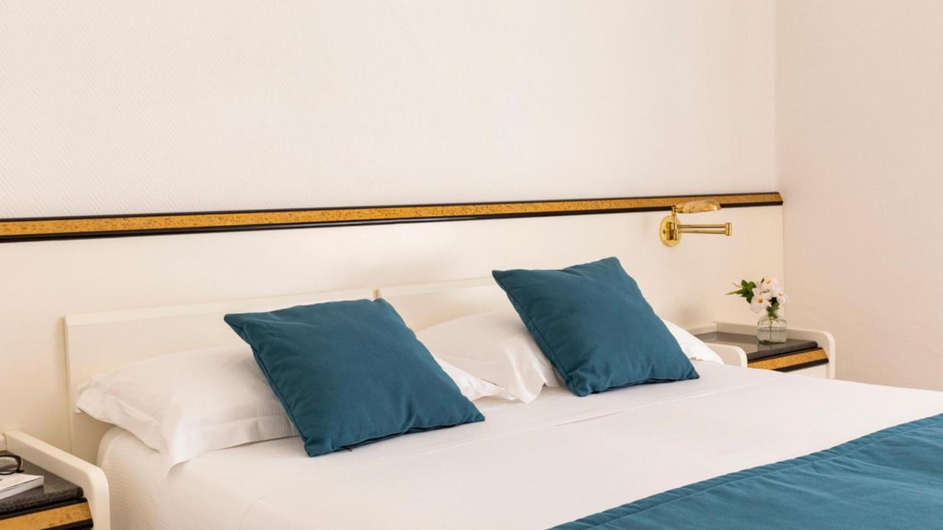 Smart Double or Twin Room - Photo 4