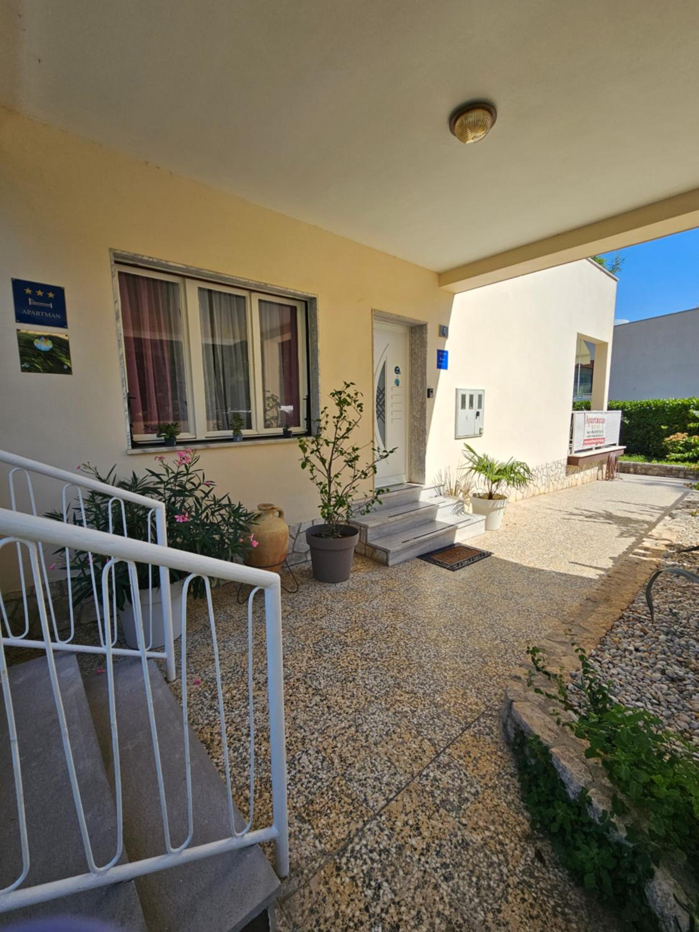 Apartment with Terrace photo 3