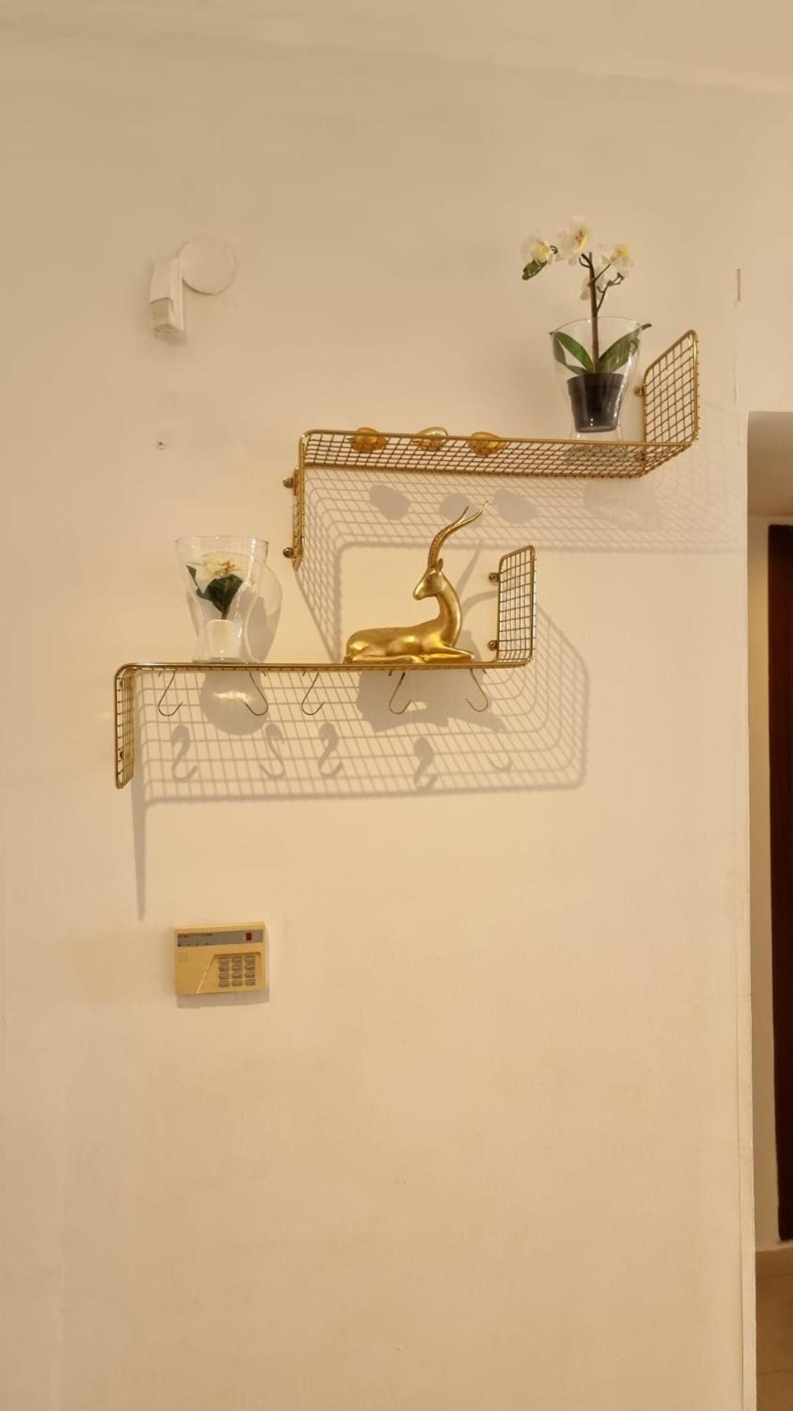 Apartment with Sea View - Photo 9