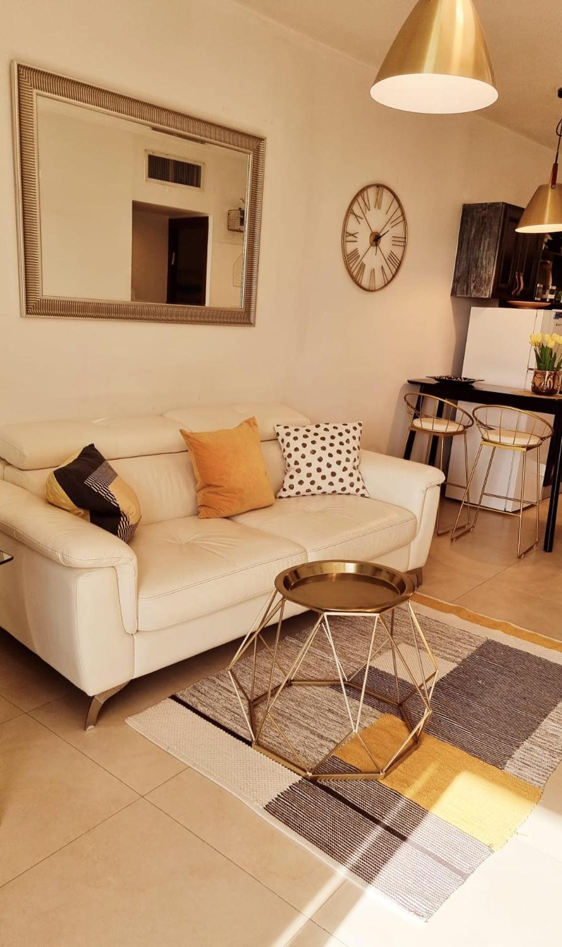 Apartment with Sea View - Photo 1