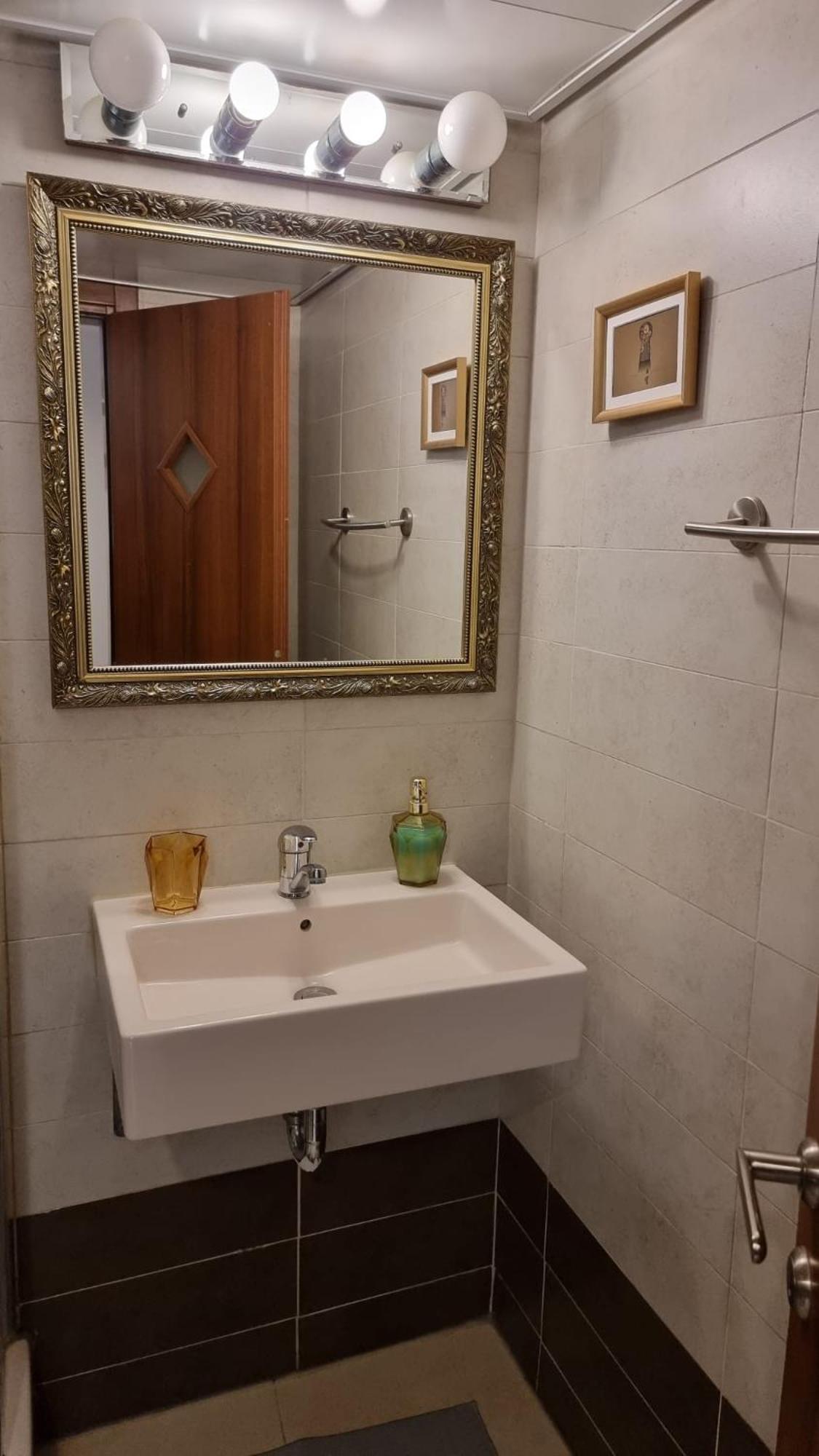 Apartment with Sea View - Photo 4