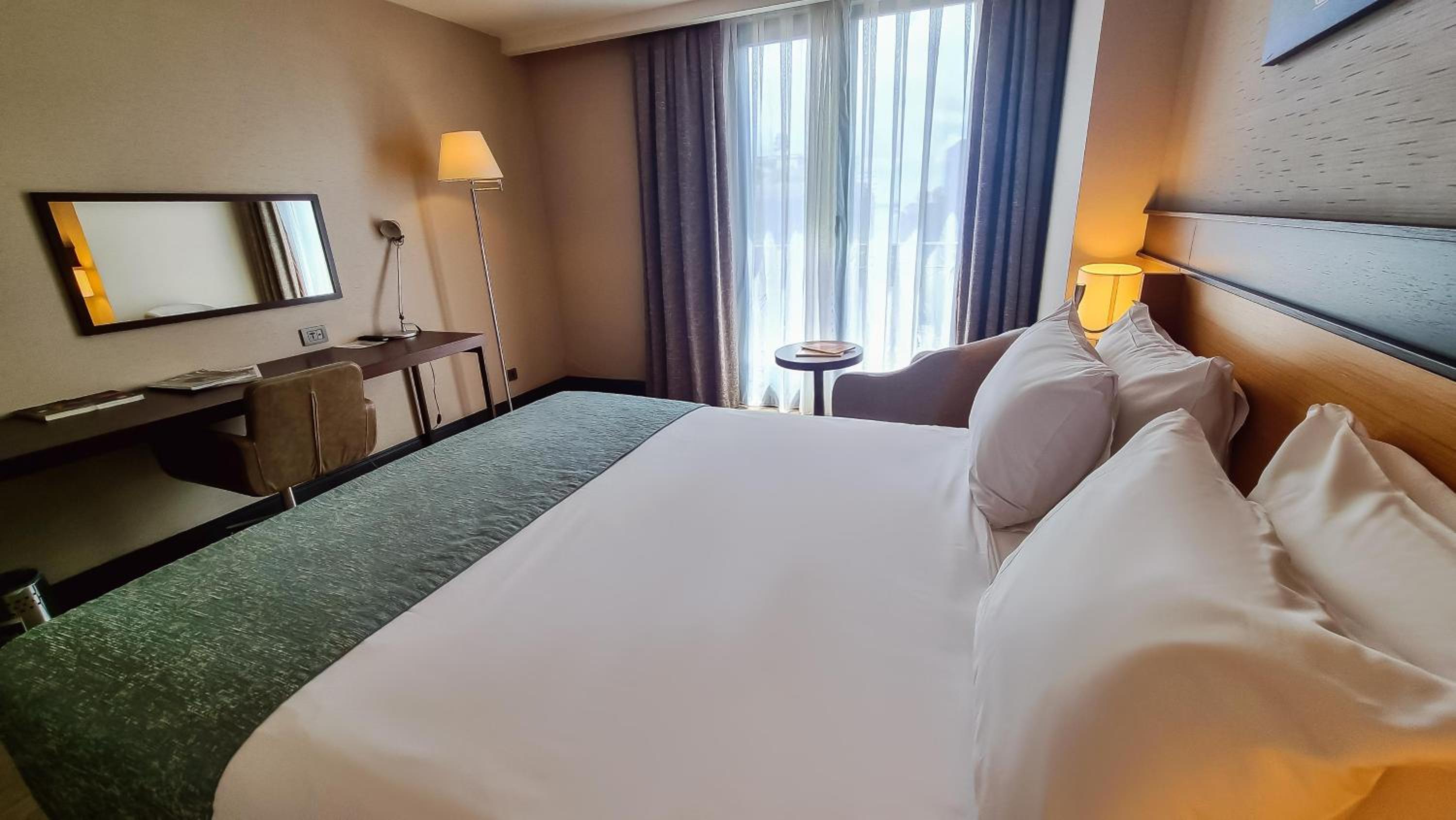 Available room