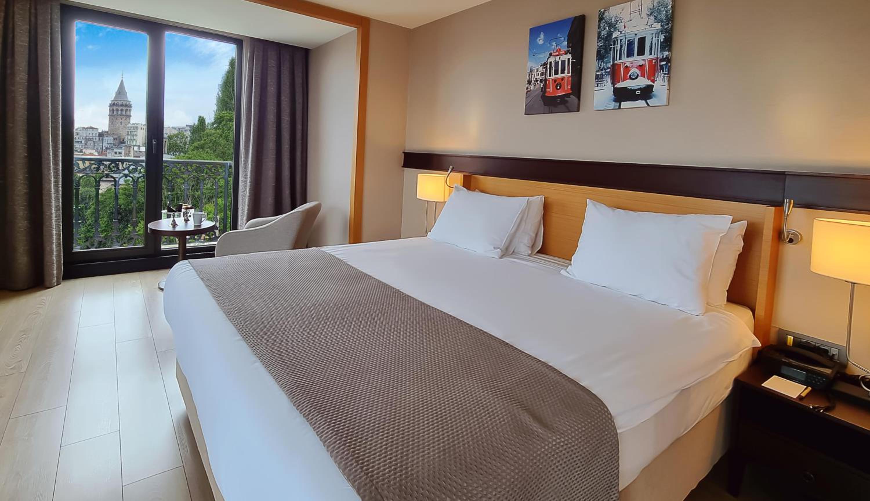 Deluxe Room with Terrace