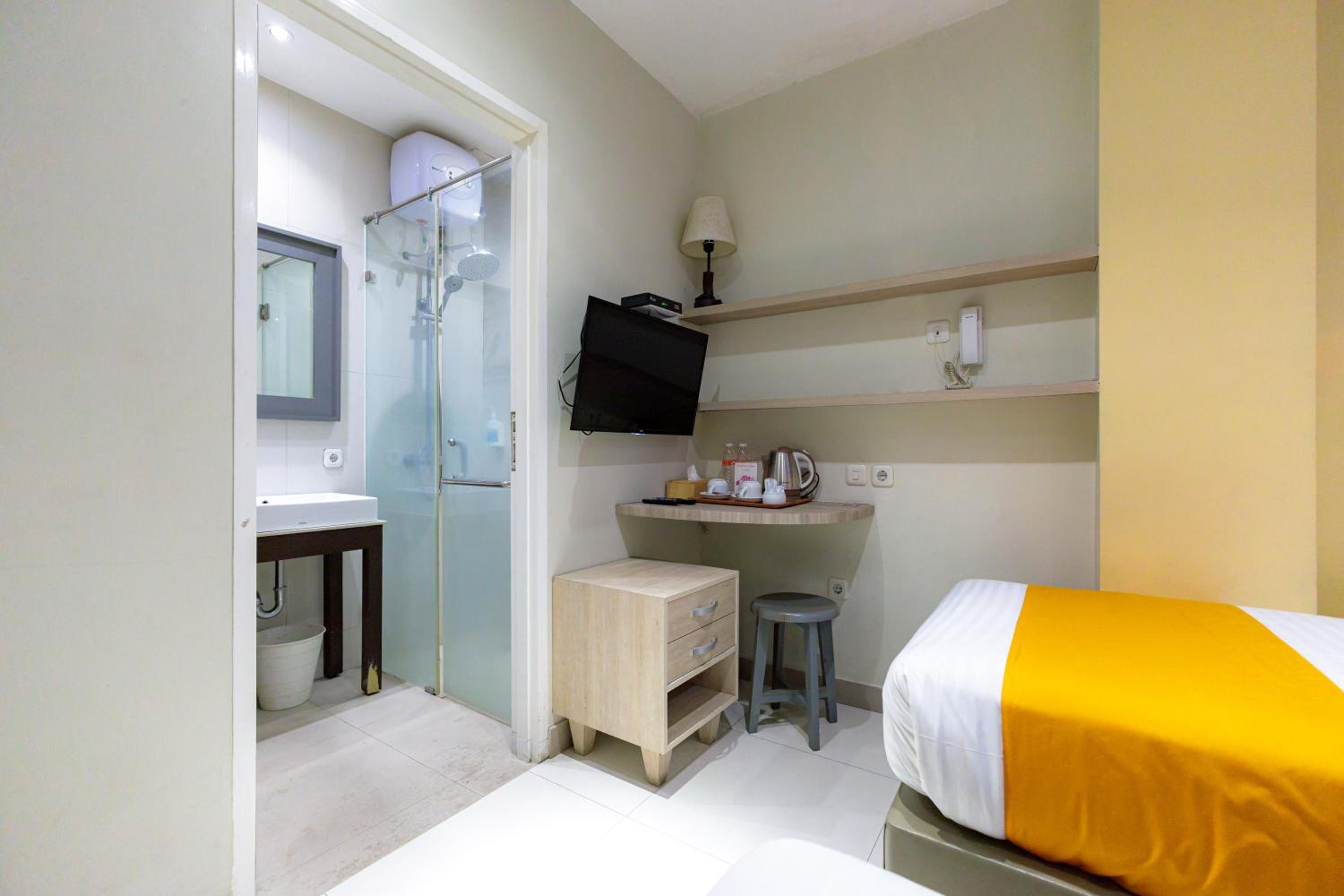 Superior Twin Room - Photo 6