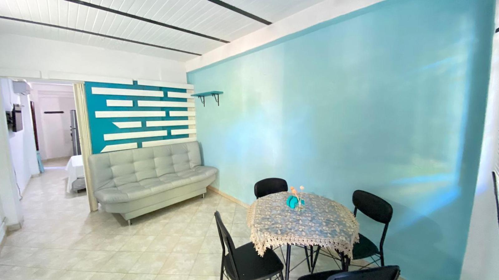 One-Bedroom House photo 2