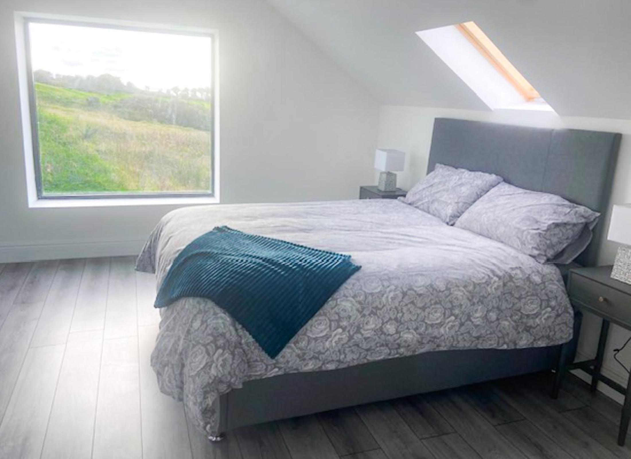 One-Bedroom House photo 1