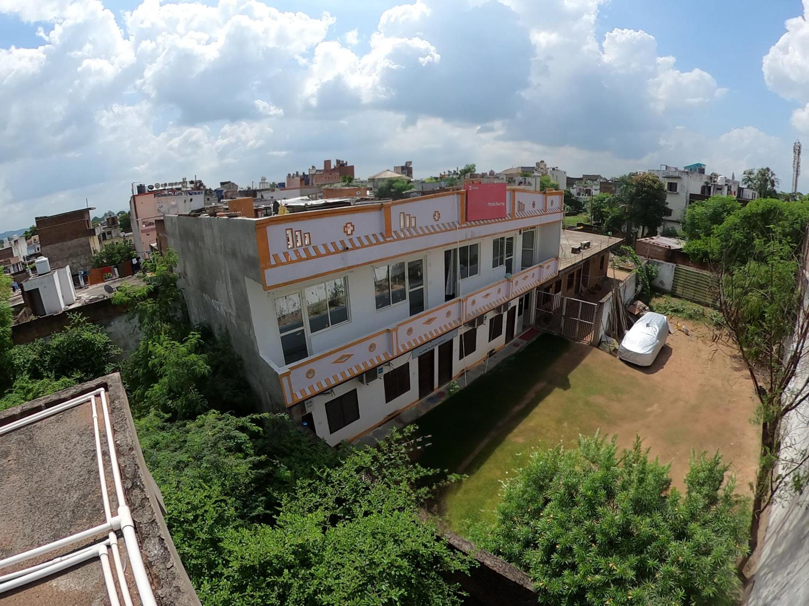 Single Room with Balcony photo 3