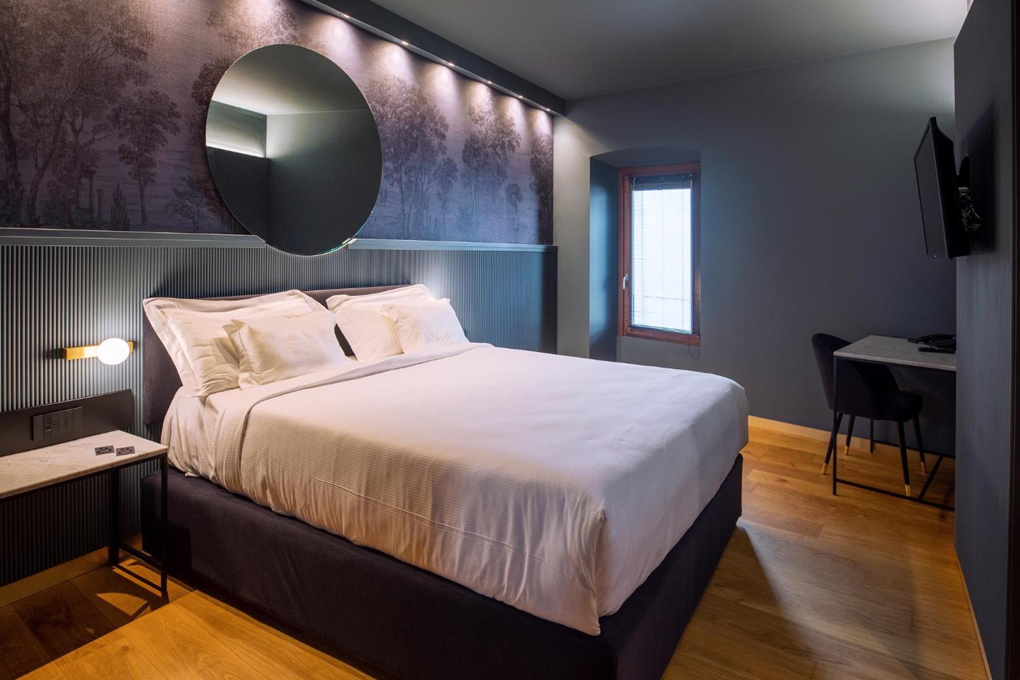 Double Room - Photo 15