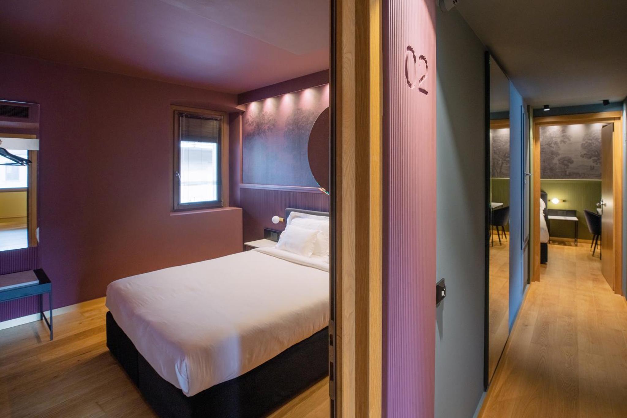 Double Room - Photo 10