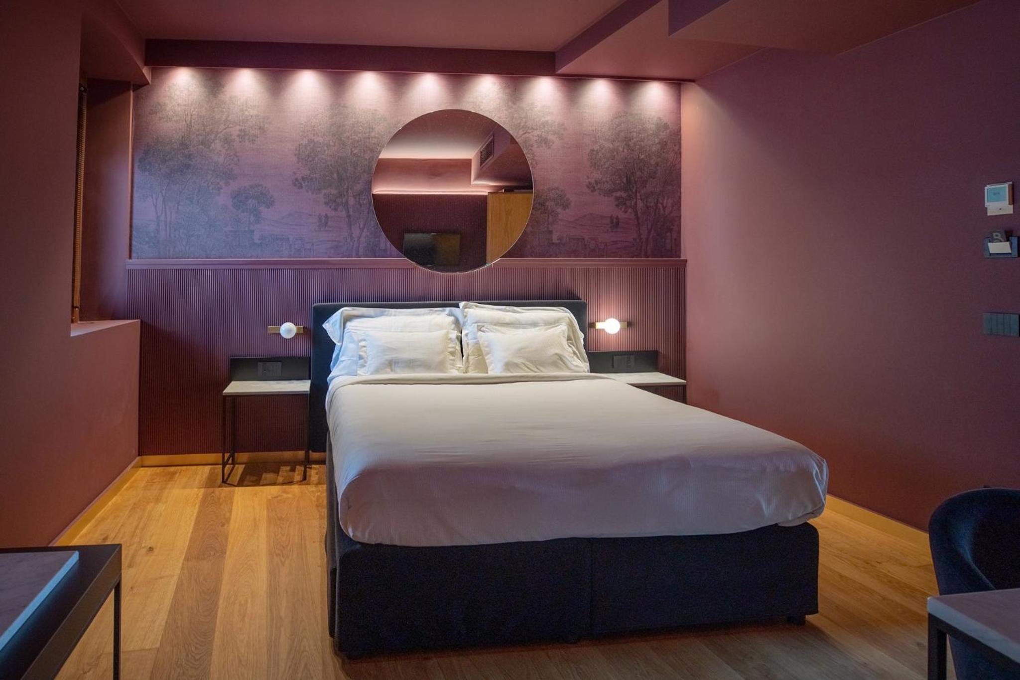 Double Room - Photo 7