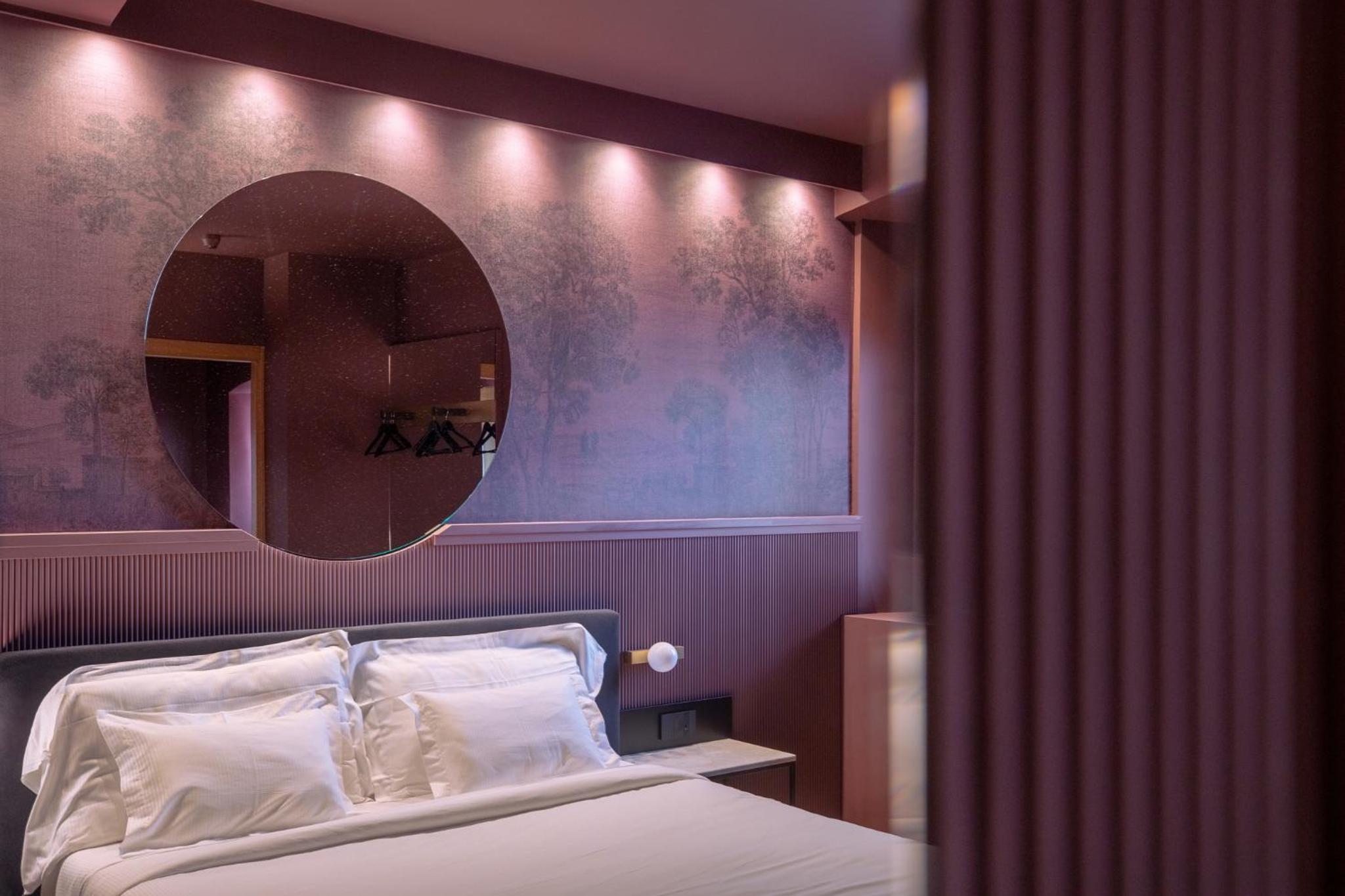 Double Room - Photo 8